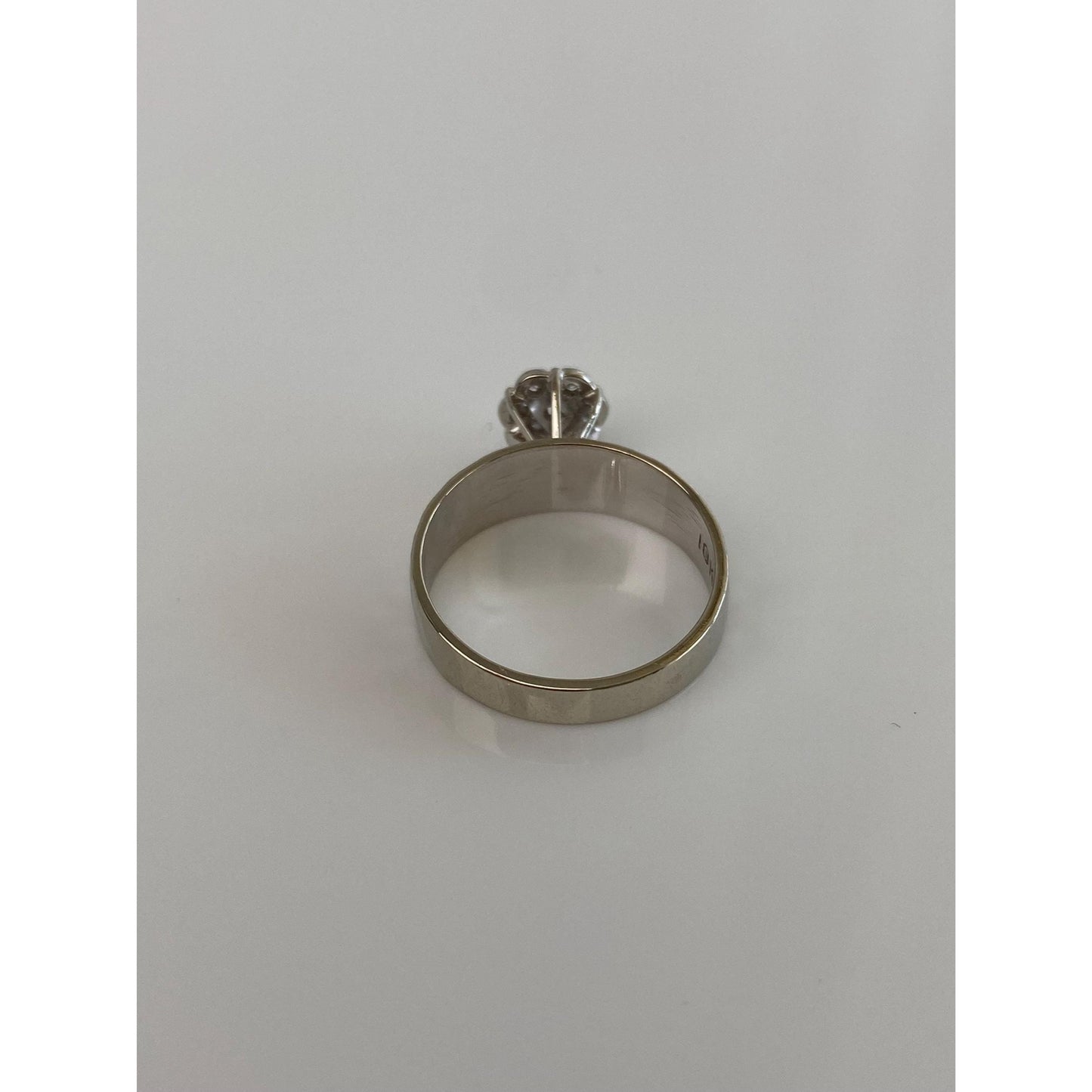 Vintage Solid 10k White Gold Diamond Cluster Faceted Ring Band - Size 5.25