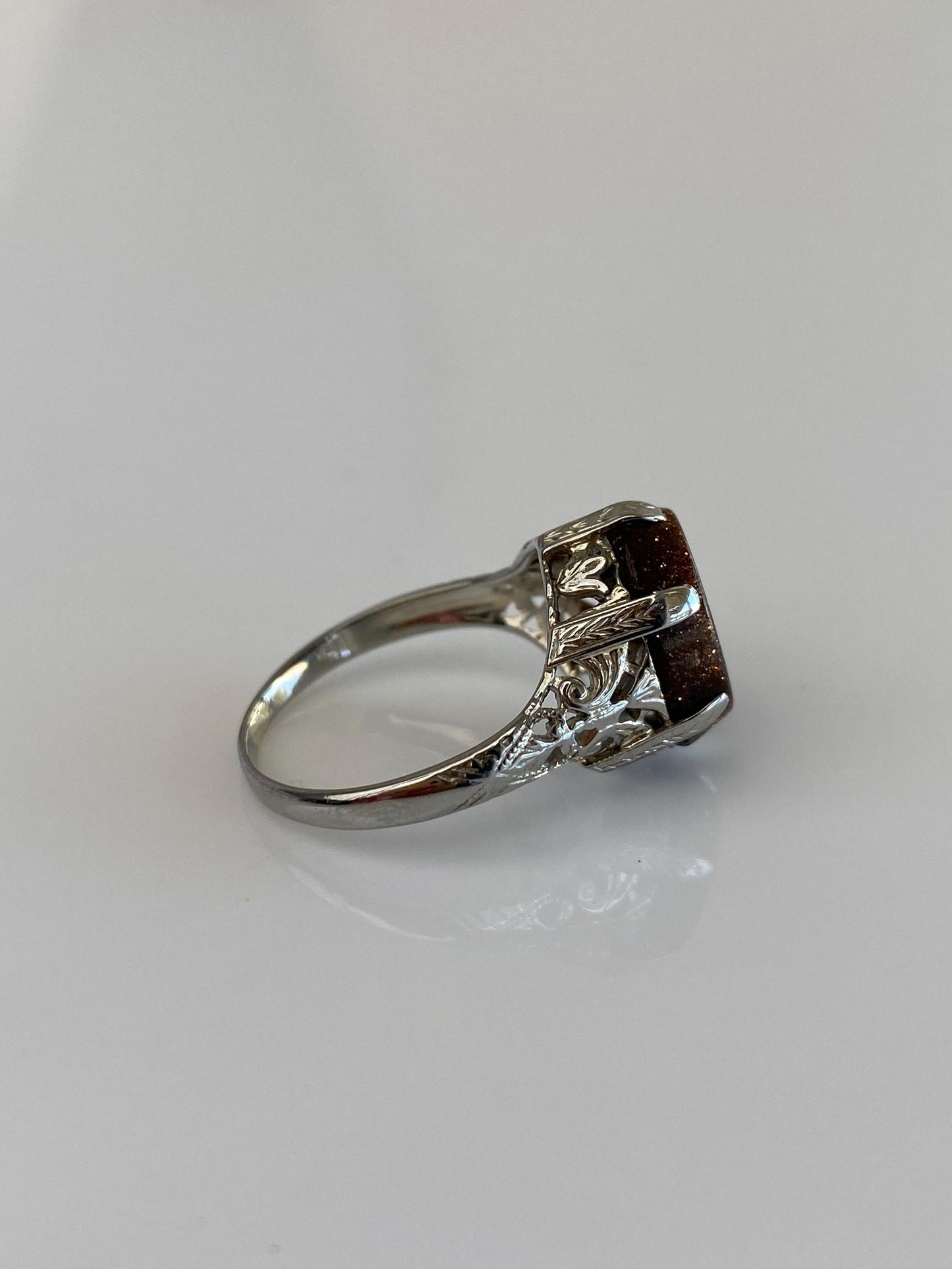 Vintage Solid 18k White Gold Hand Painted Flower Gold Stone Art Deco Ring - Size 5.75