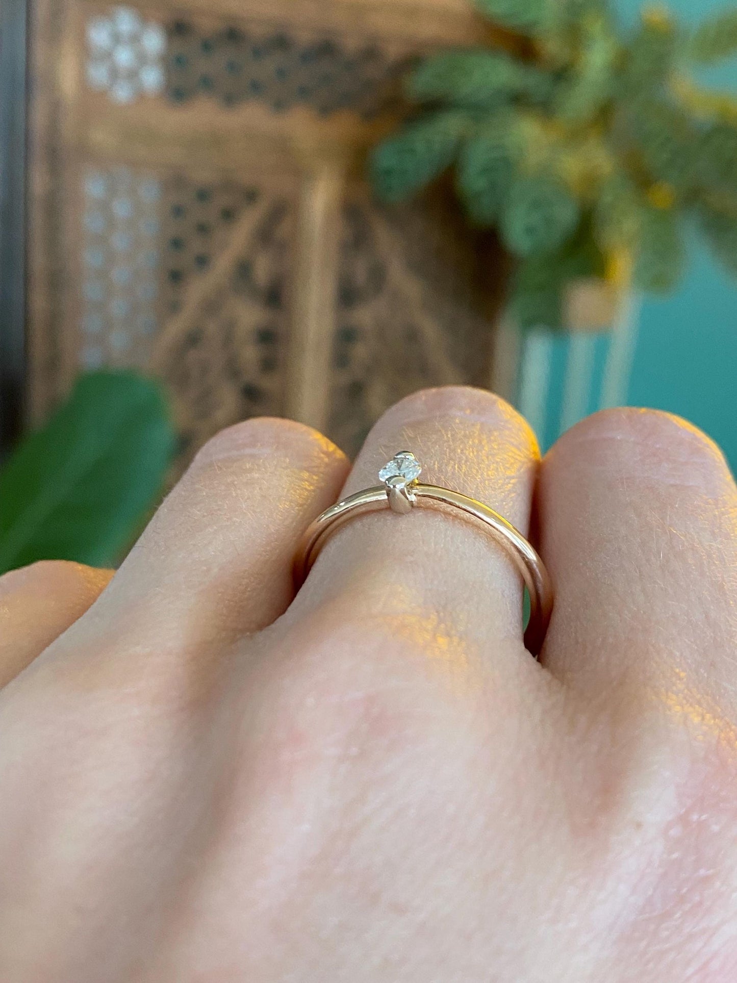 Vintage Solid 14k Yellow Gold Diamond Ring - Size 8