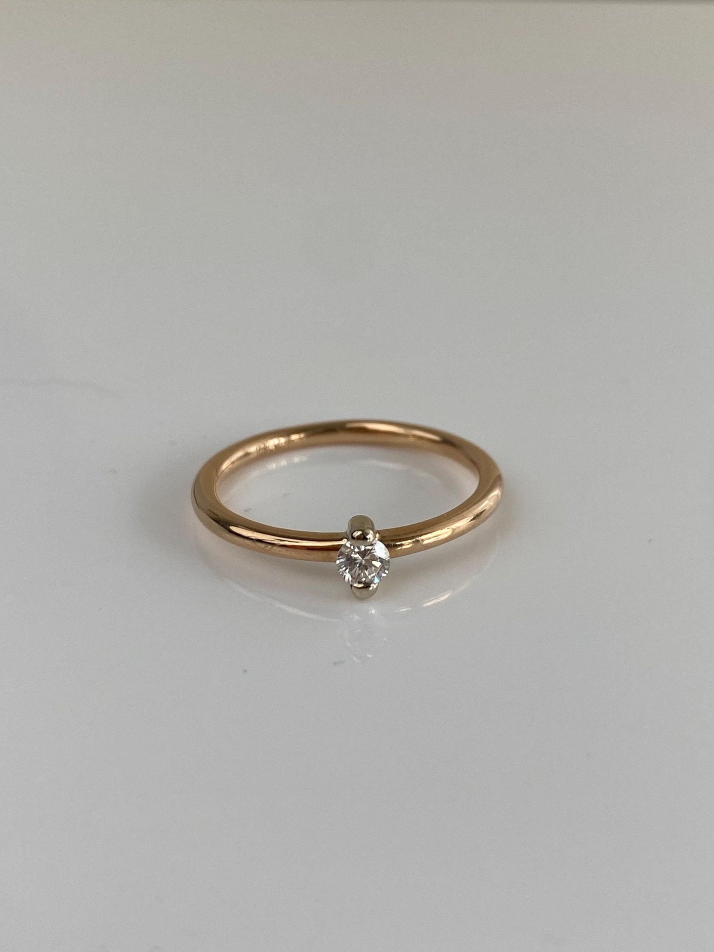 Vintage Solid 14k Yellow Gold Diamond Ring - Size 8