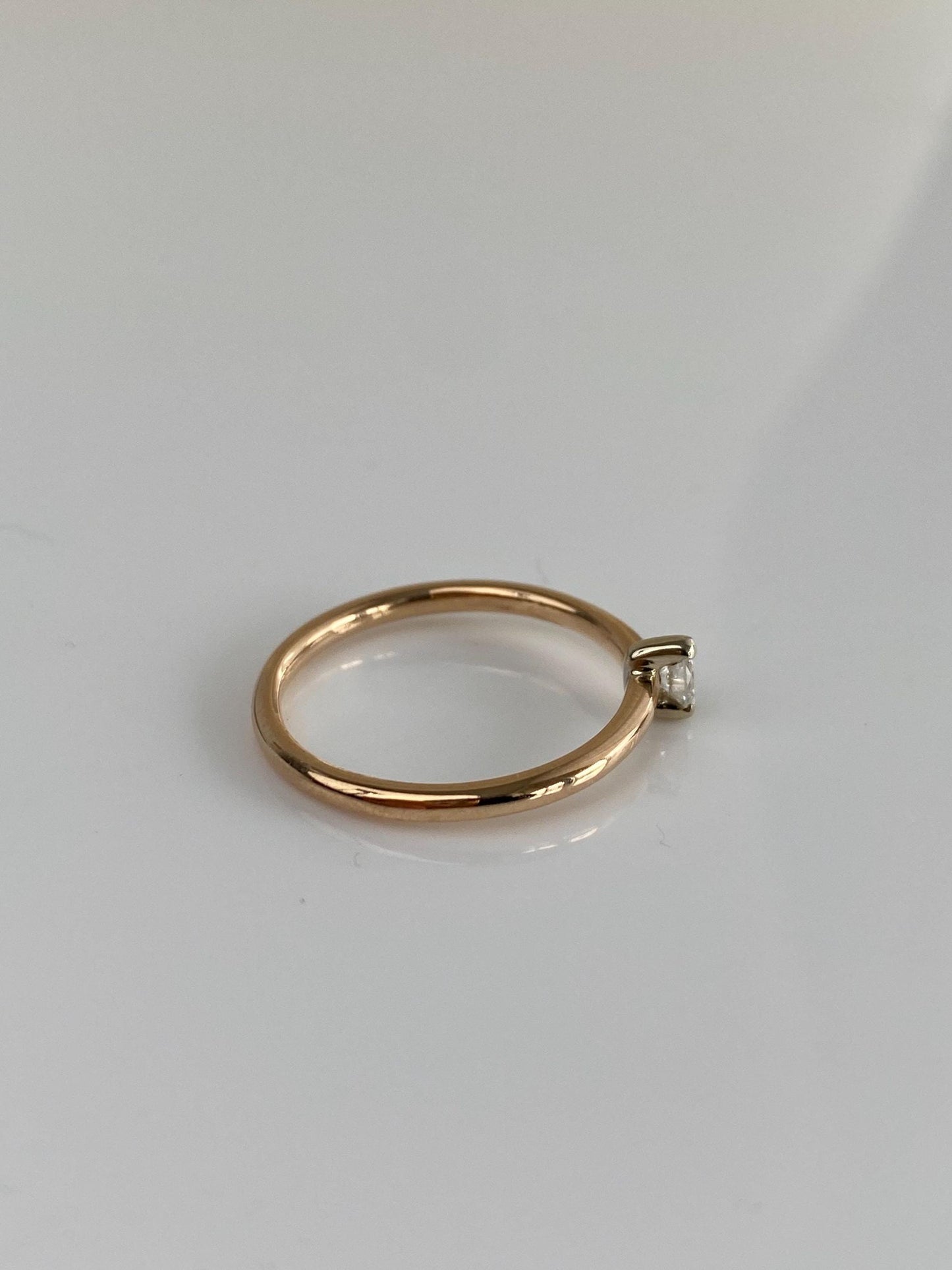 Vintage Solid 14k Yellow Gold Diamond Ring - Size 8