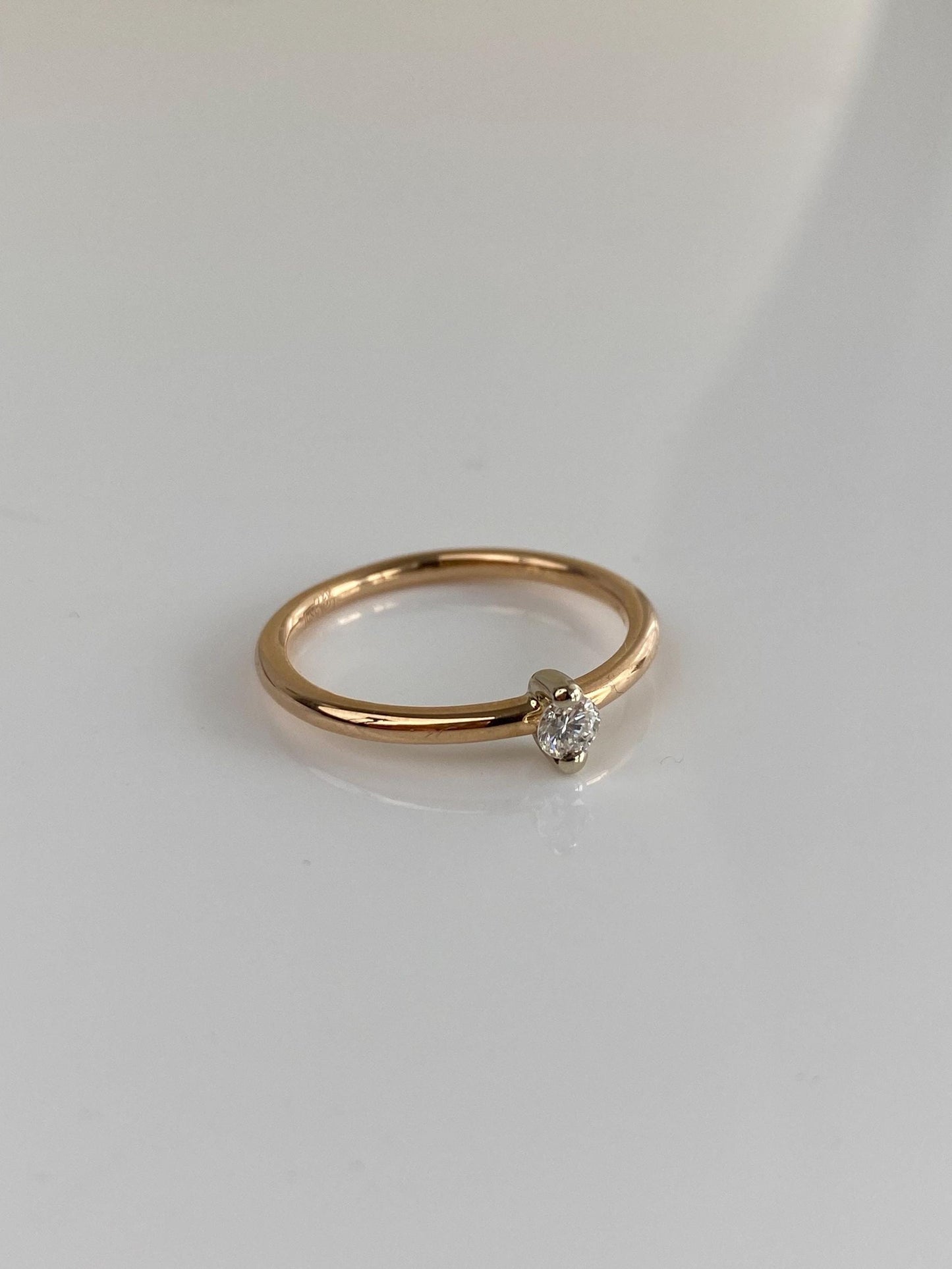 Vintage Solid 14k Yellow Gold Diamond Ring - Size 8