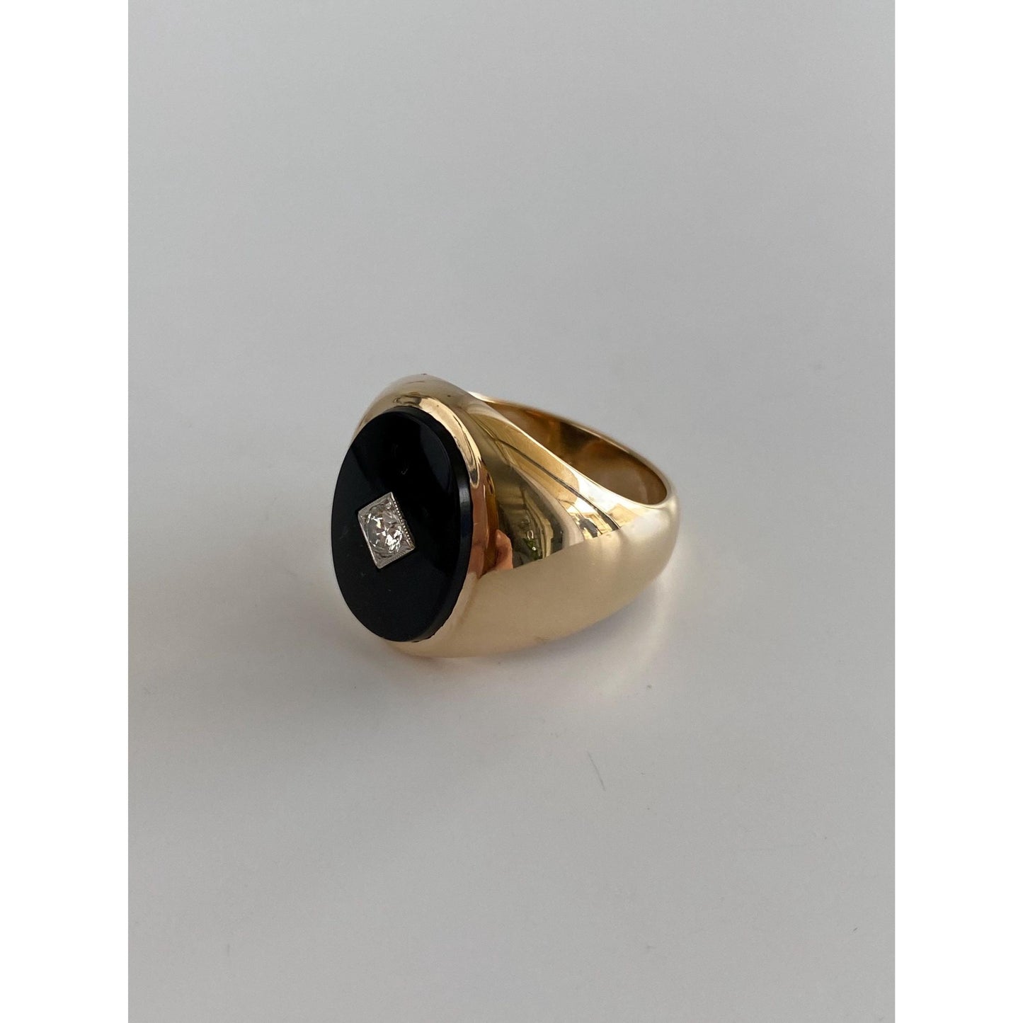 Vintage Solid 14k Yellow Gold Diamond Onyx Signet Ring - Size 7.75