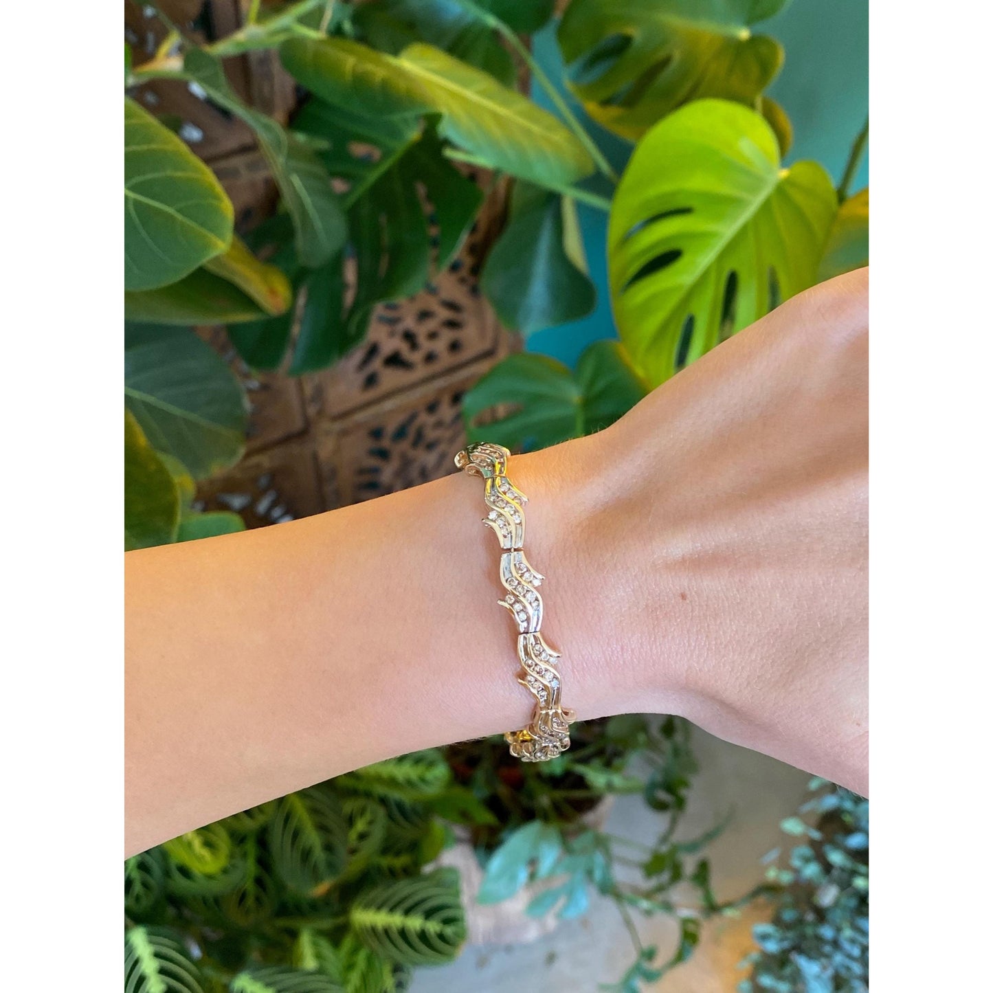 Vintage Solid 10k Yellow Gold Diamond Link Bracelet - 7.5 inches