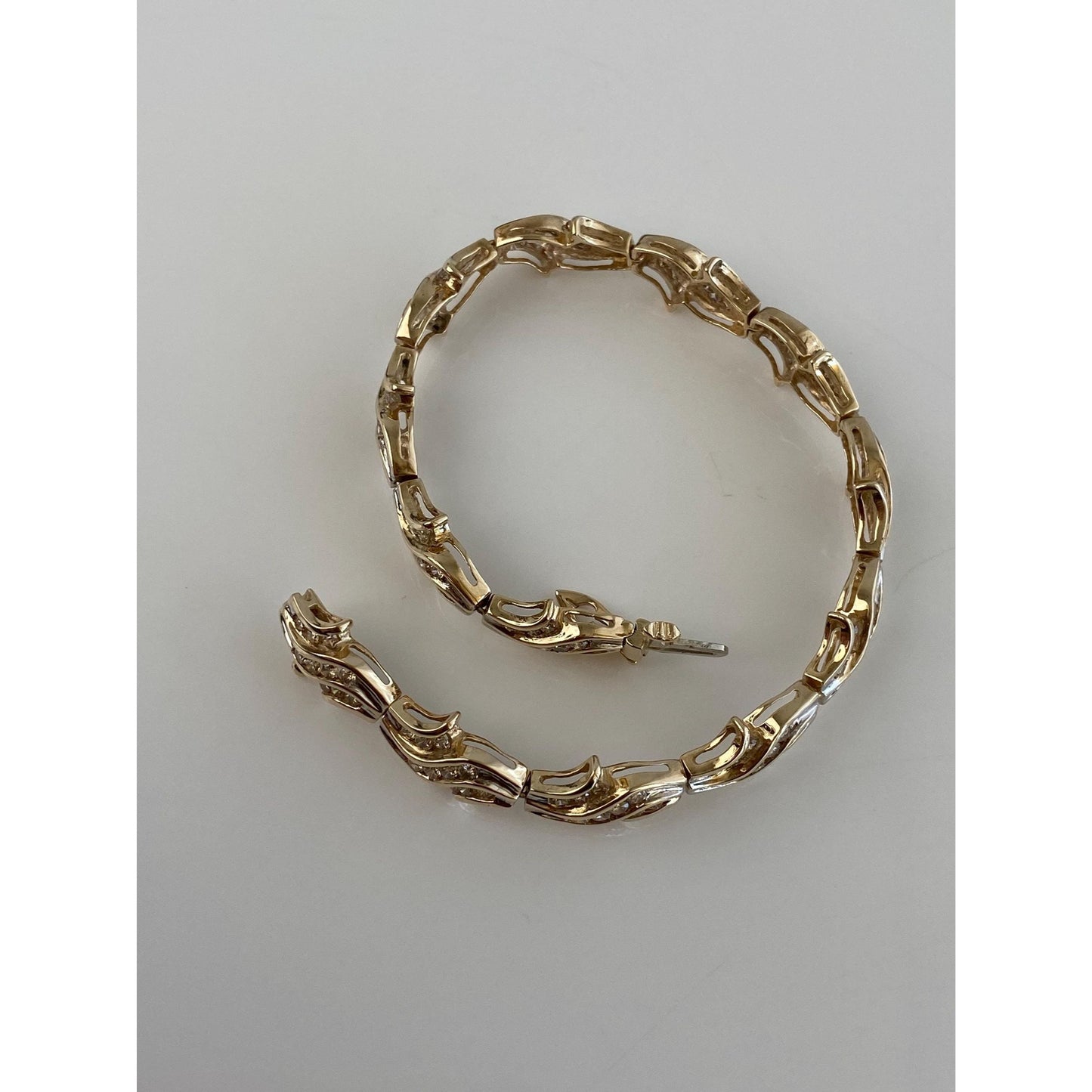 Vintage Solid 10k Yellow Gold Diamond Link Bracelet - 7.5 inches