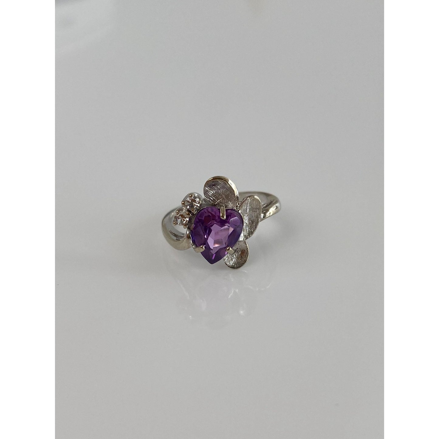 Vintage Solid 14k White Gold Purple Sapphire Clear Quartz Ring - Size 3.75