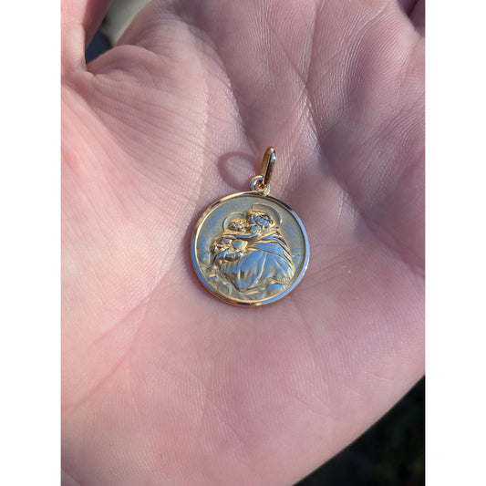 Vintage Solid 18k Yellow Gold Religious Charm