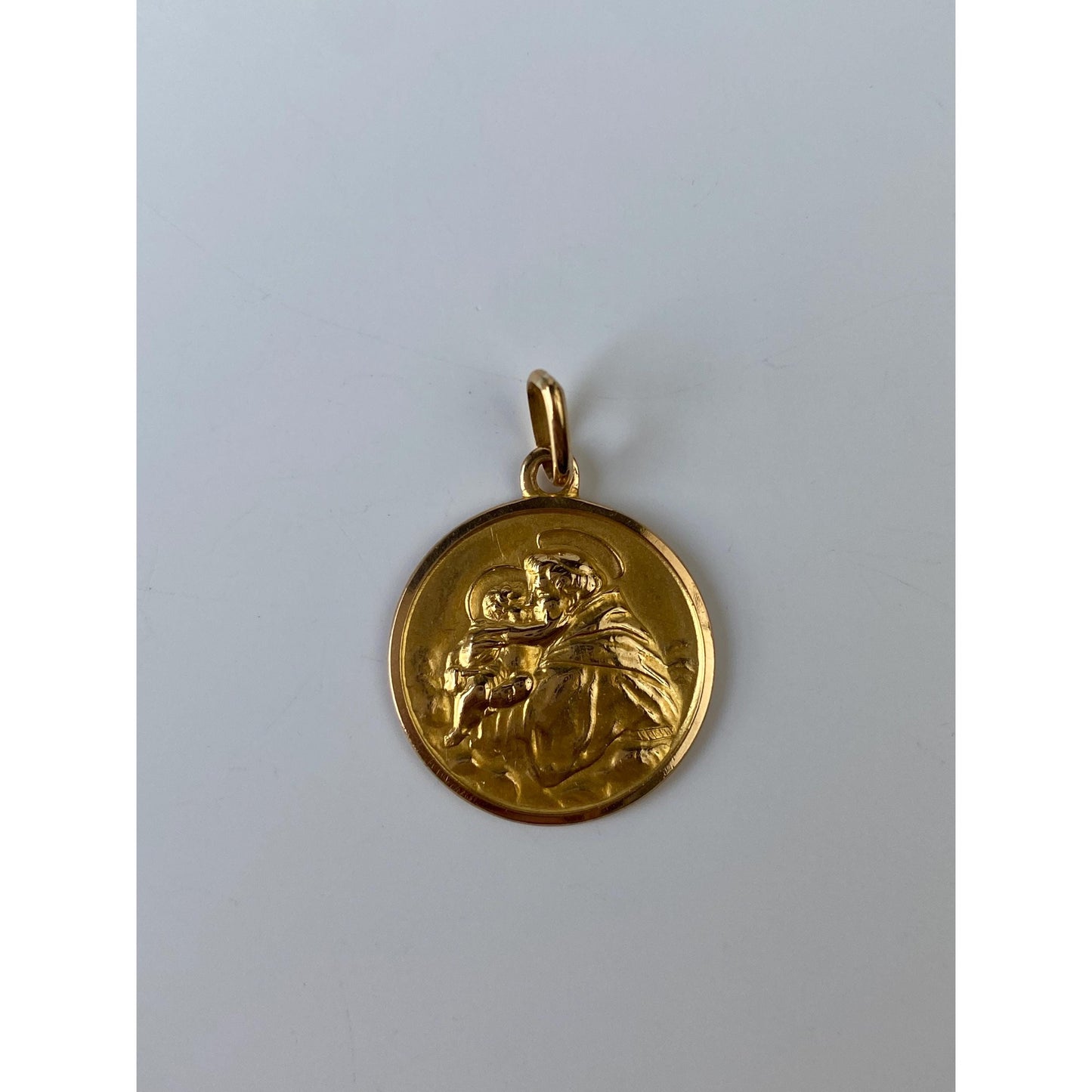 Vintage Solid 18k Yellow Gold Religious Charm