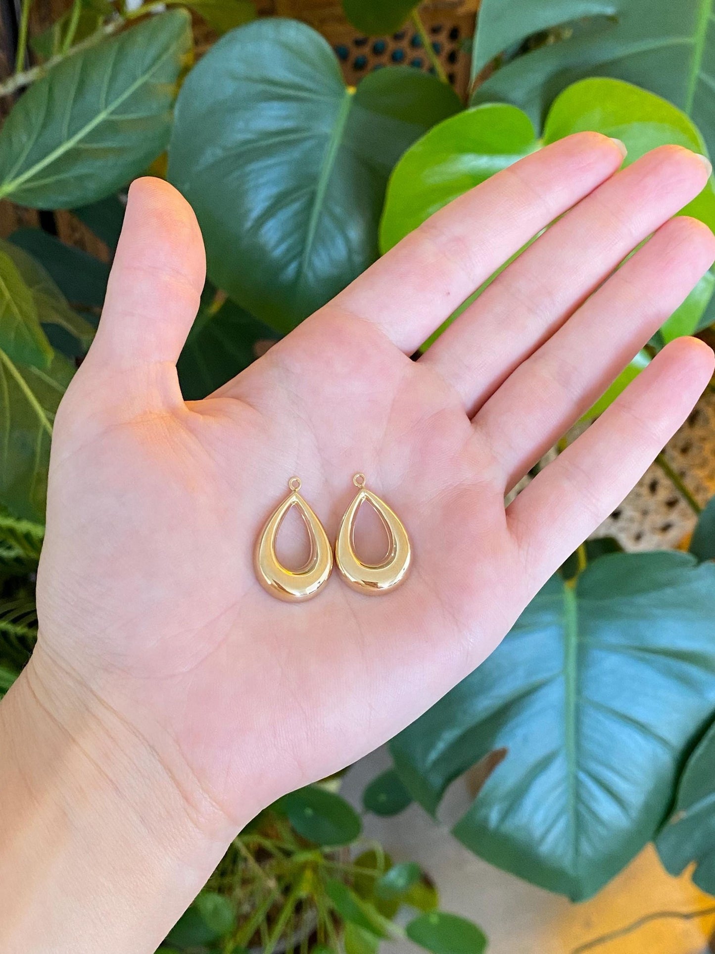 Vintage 14k Yellow Gold Teardrop Earring Jackets