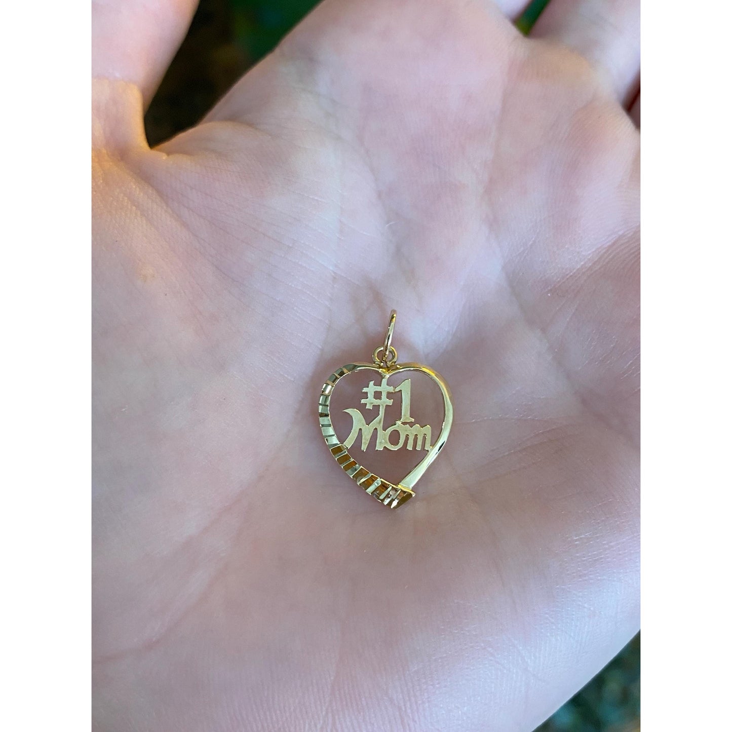 Vintage Solid 14k Yellow Gold #1 Mom Heart Charm