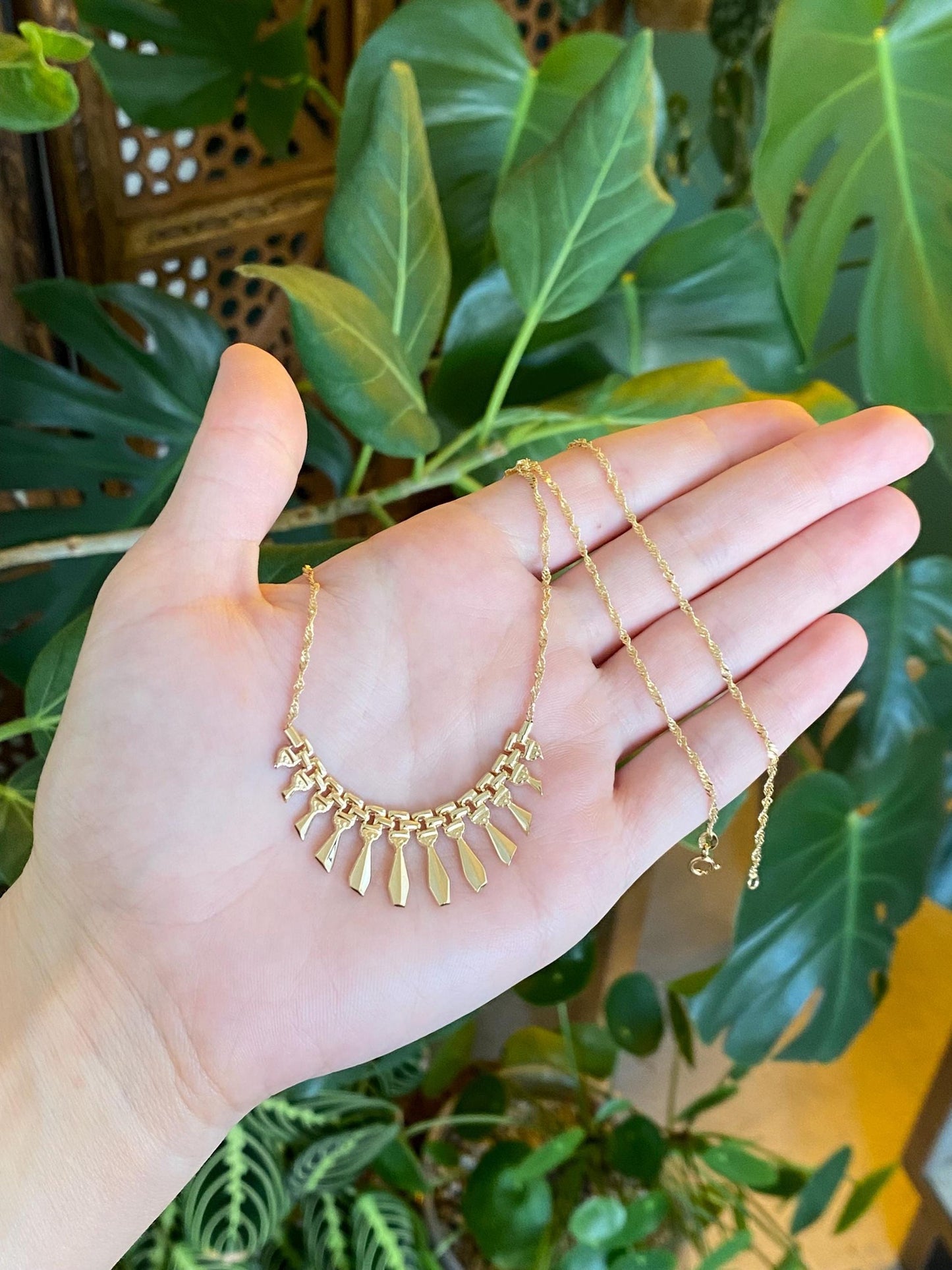 Vintage 14k Yellow Gold Graduated Cleopatra Twist Chain Necklace - 17.75 inches