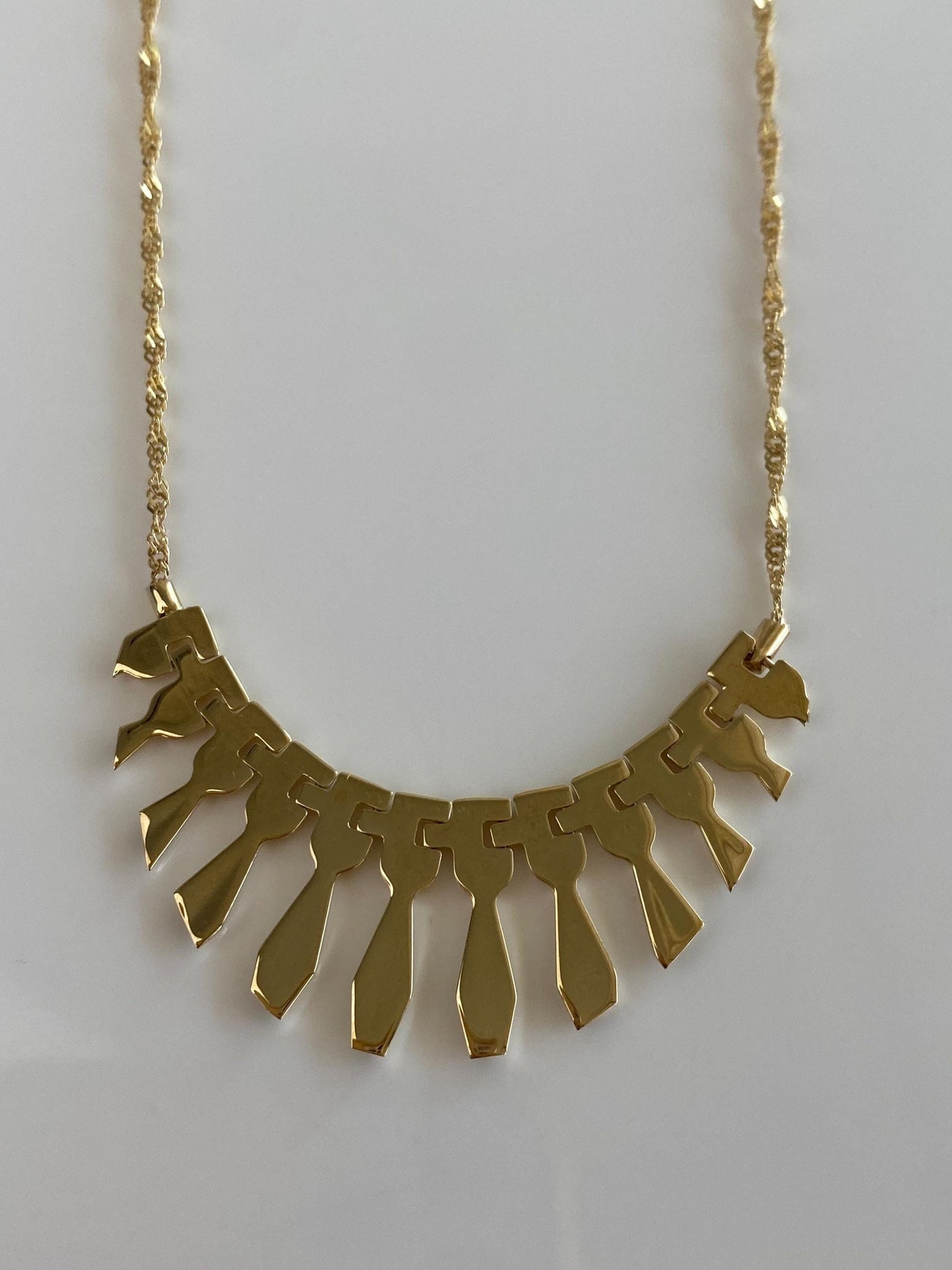 Vintage 14k Yellow Gold Graduated Cleopatra Twist Chain Necklace - 17.75 inches