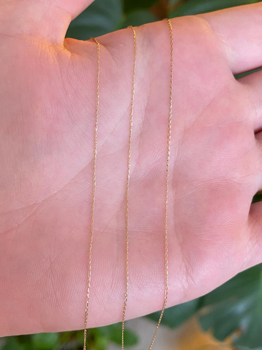Vintage Solid 14k Yellow Gold Dainty Chain Necklace - 21 inches