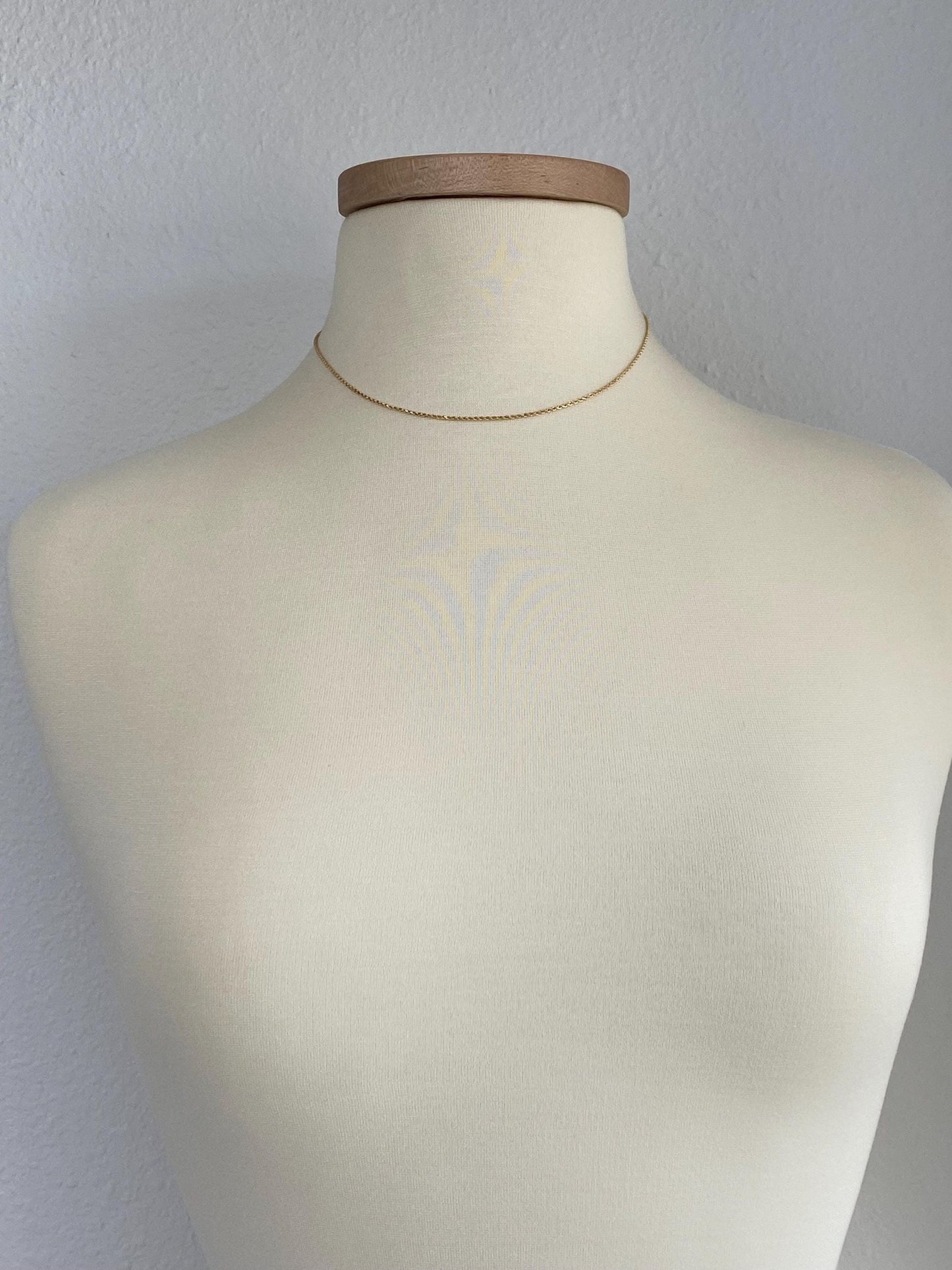 Vintage Solid 14k Yellow Gold Slim Rope Chain Necklace - 16 inches