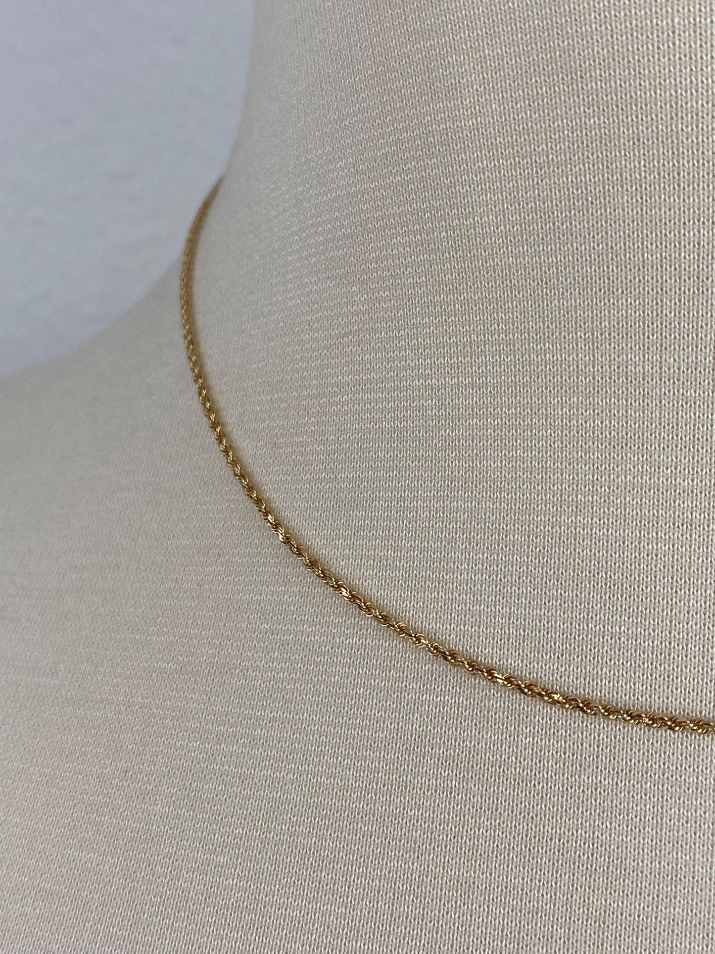 Vintage Solid 14k Yellow Gold Slim Rope Chain Necklace - 16 inches
