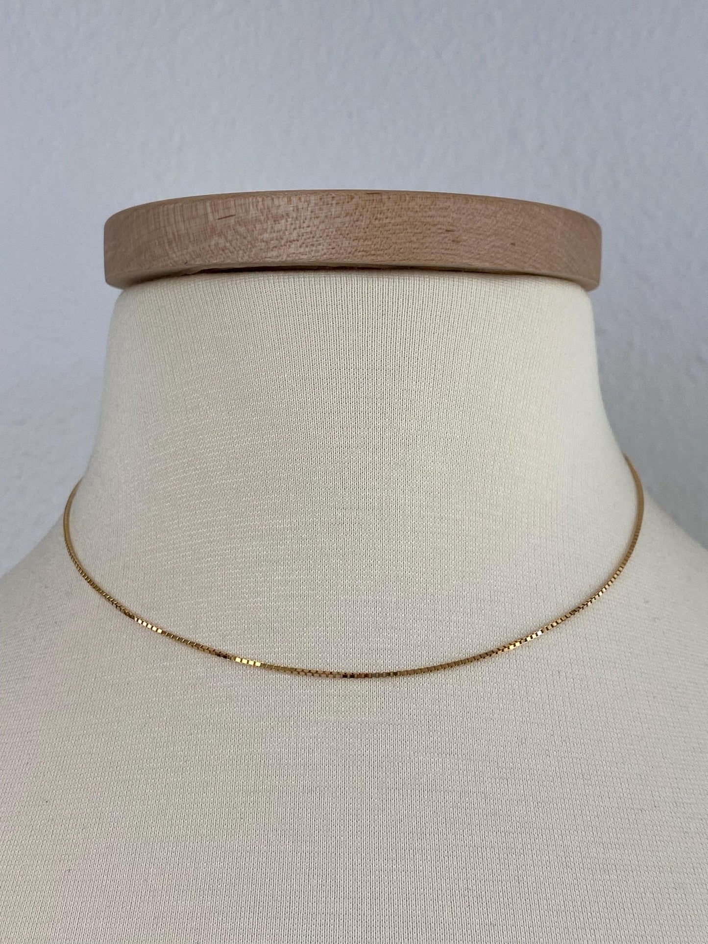 Vintage Solid 14k Yellow Gold Box Chain Necklace - 16 inches