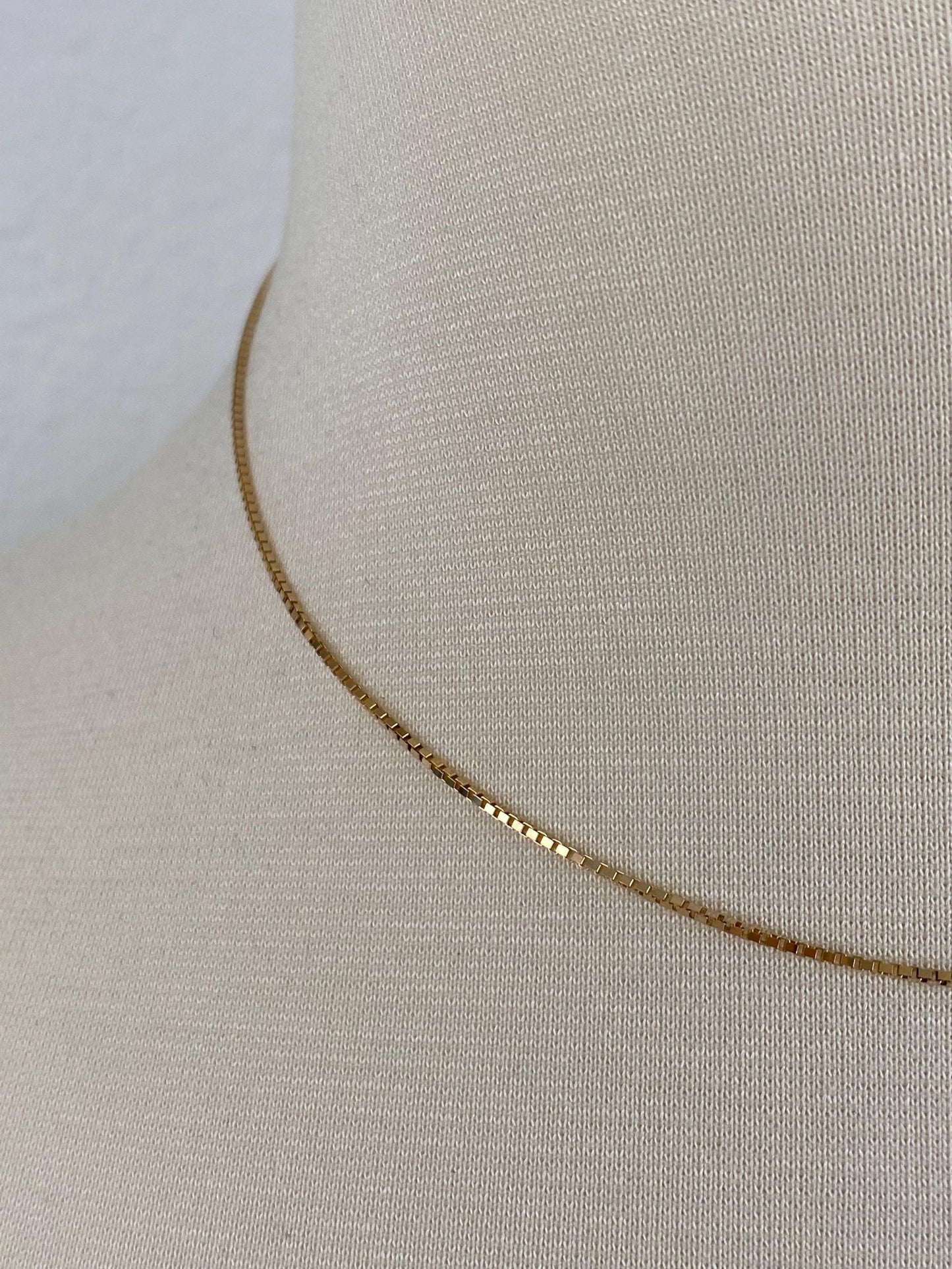 Vintage Solid 14k Yellow Gold Box Chain Necklace - 16 inches