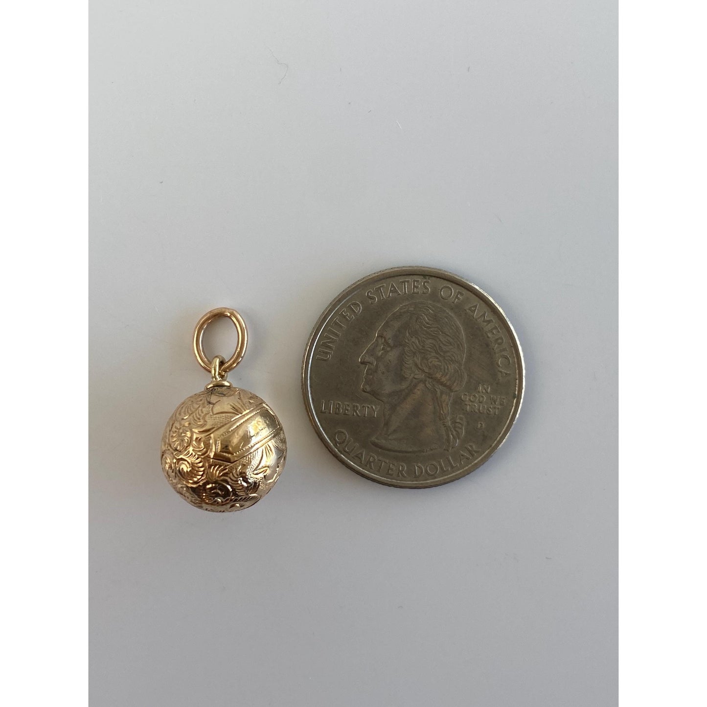 Vintage 10k Yellow Gold Scrollwork Ball Charm
