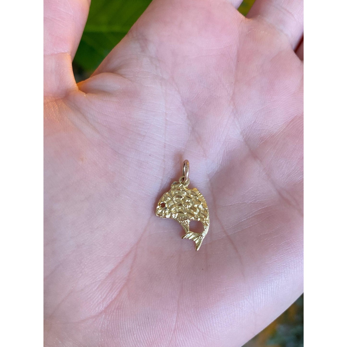 Vintage Solid 14k Yellow Gold Diamond Cut Fish Charm