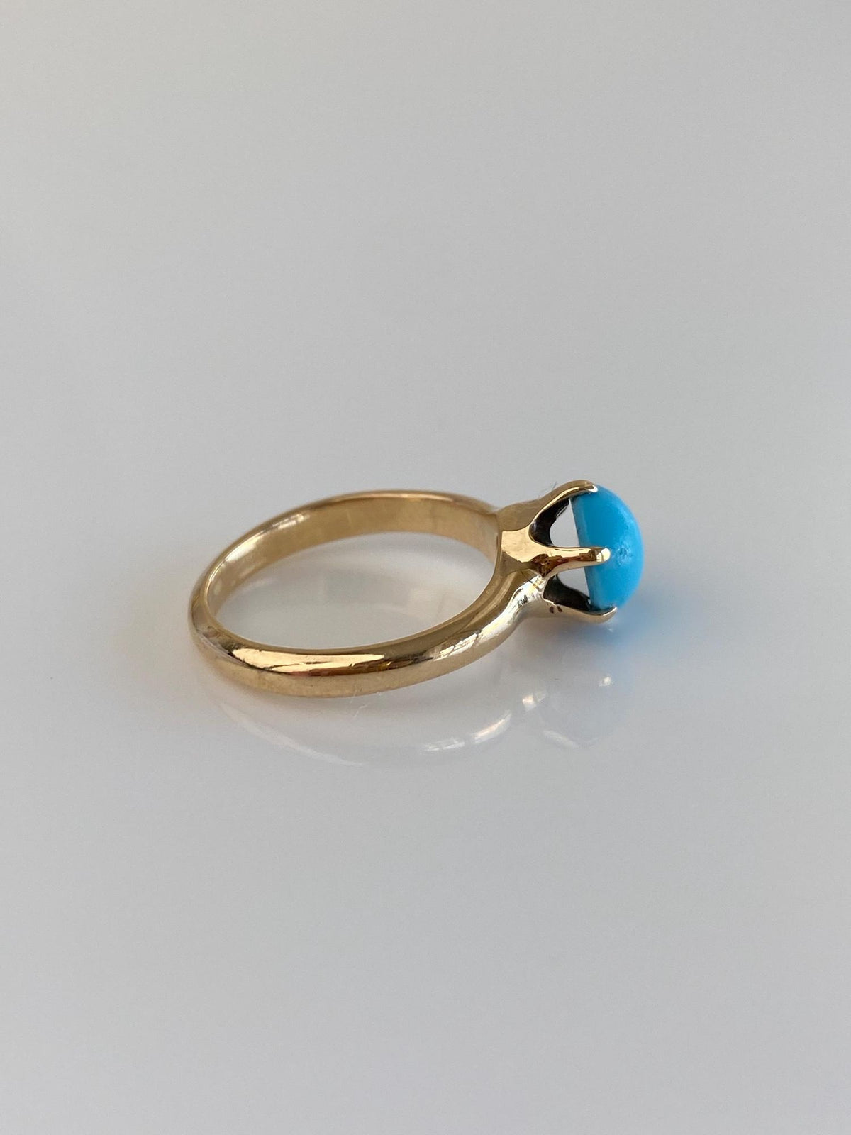 Vintage Solid 14k Yellow Gold Turquoise Ring - Size 4.75