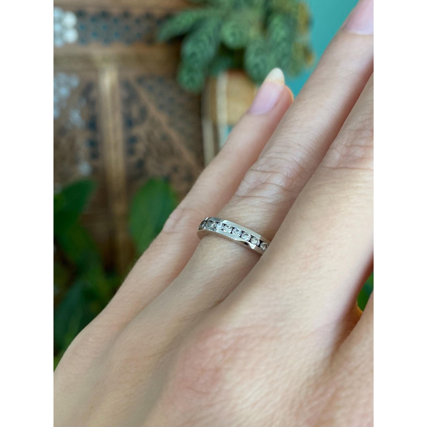 Vintage Solid 14k White Gold Diamond Ring Band - Size 5.25