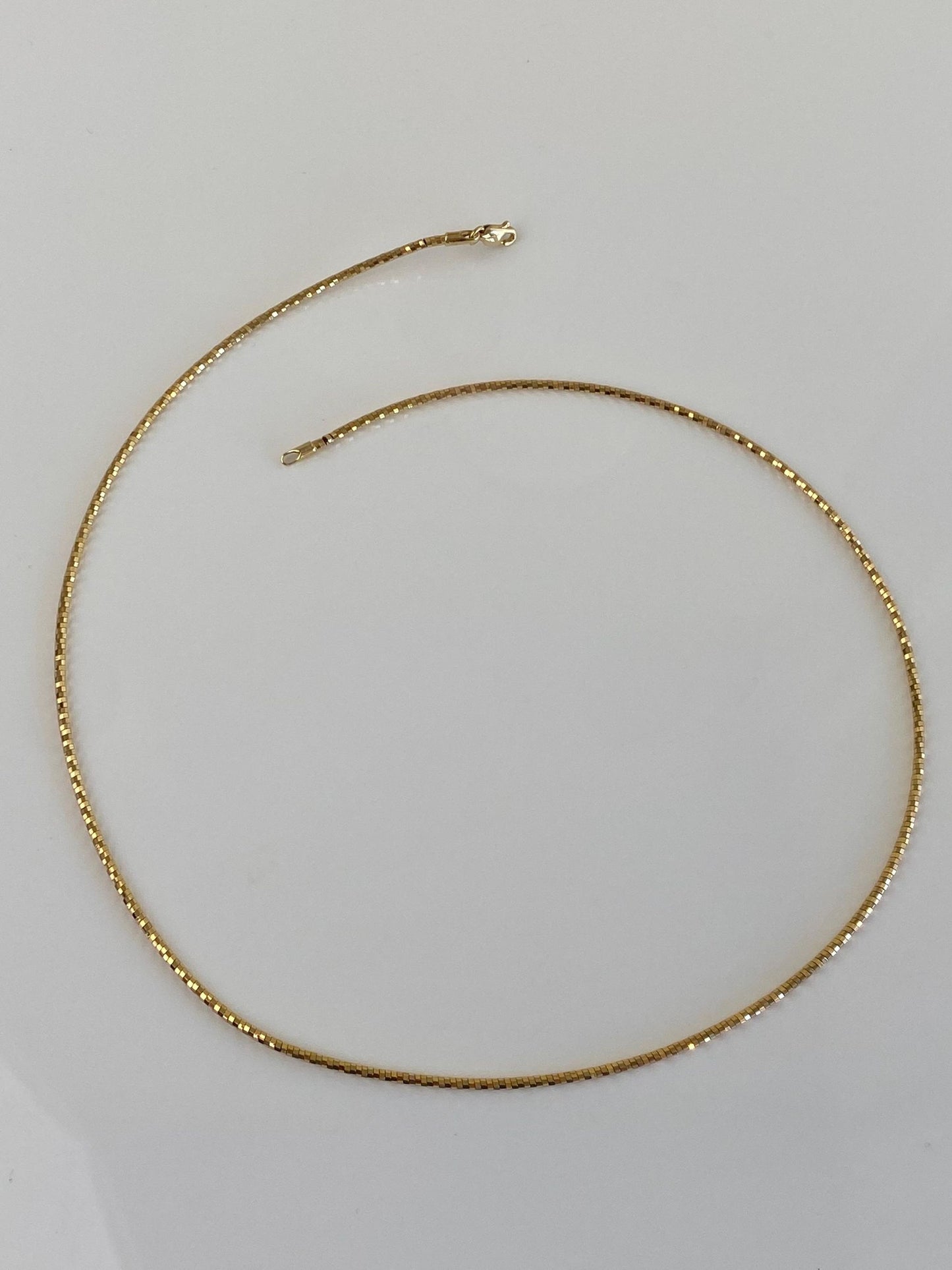 Vintage 14k Yellow Gold Diamond Cut Spring Collar Necklace - 18 inches