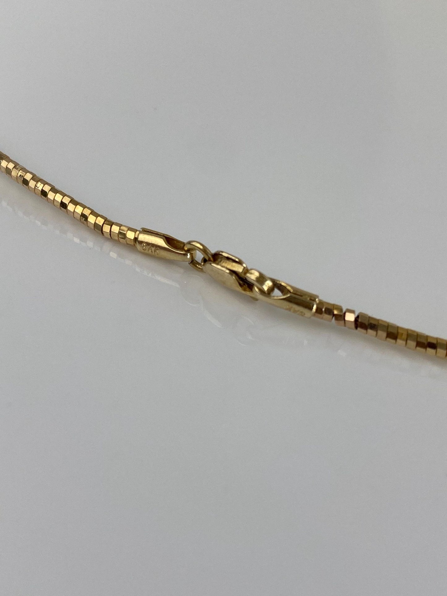 Vintage 14k Yellow Gold Diamond Cut Spring Collar Necklace - 18 inches