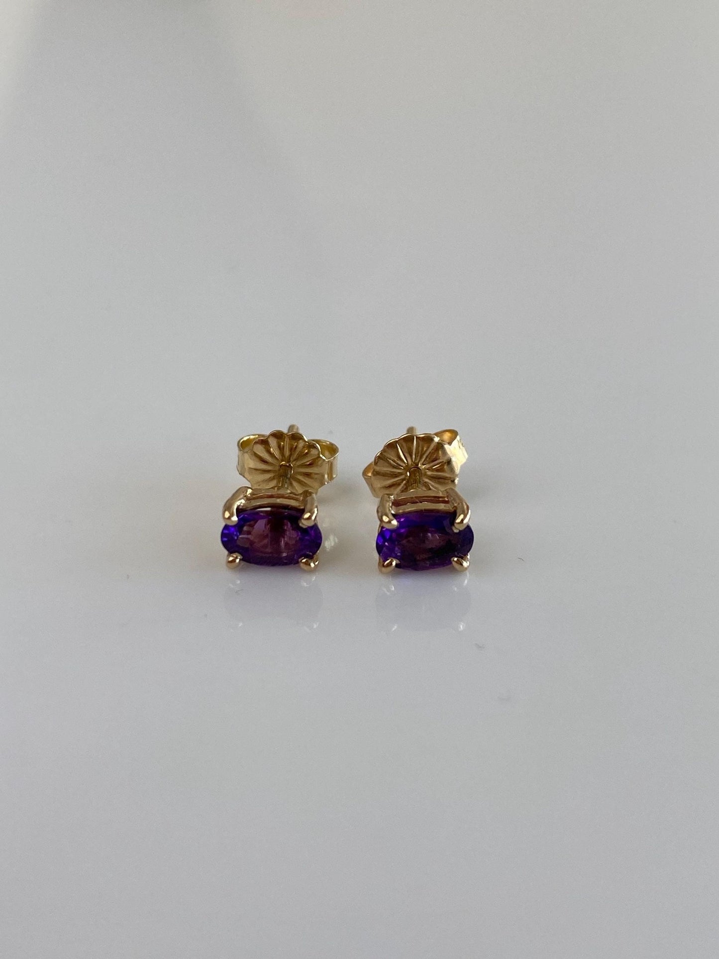 Vintage Solid 14k Yellow Gold Amethyst Stud Earrings