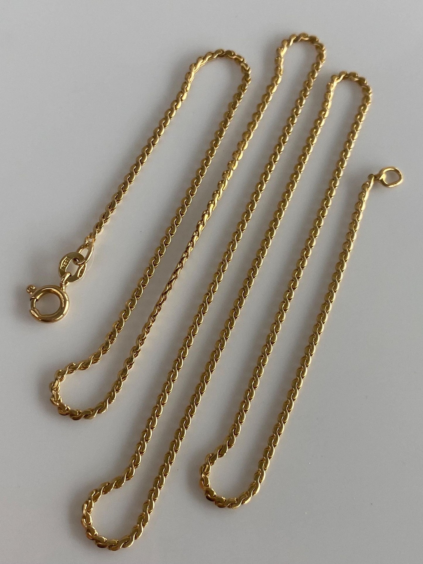 Vintage Solid 18k Yellow Gold Rounded Serpentine Chain Necklace - 20.75 inches