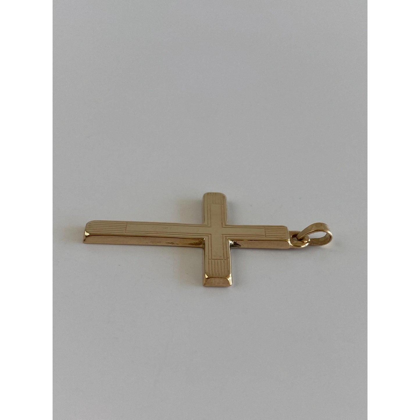 Vintage 14k Yellow Gold Lined Cross Charm