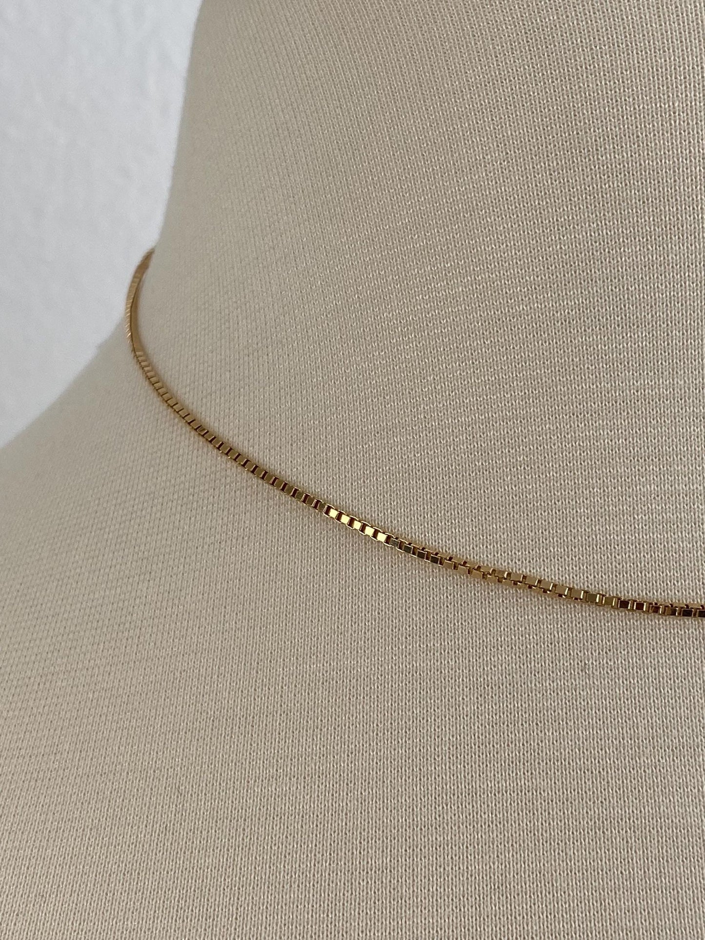 Vintage Solid 18k Yellow Gold Box Chain Necklace - 15.75 inches