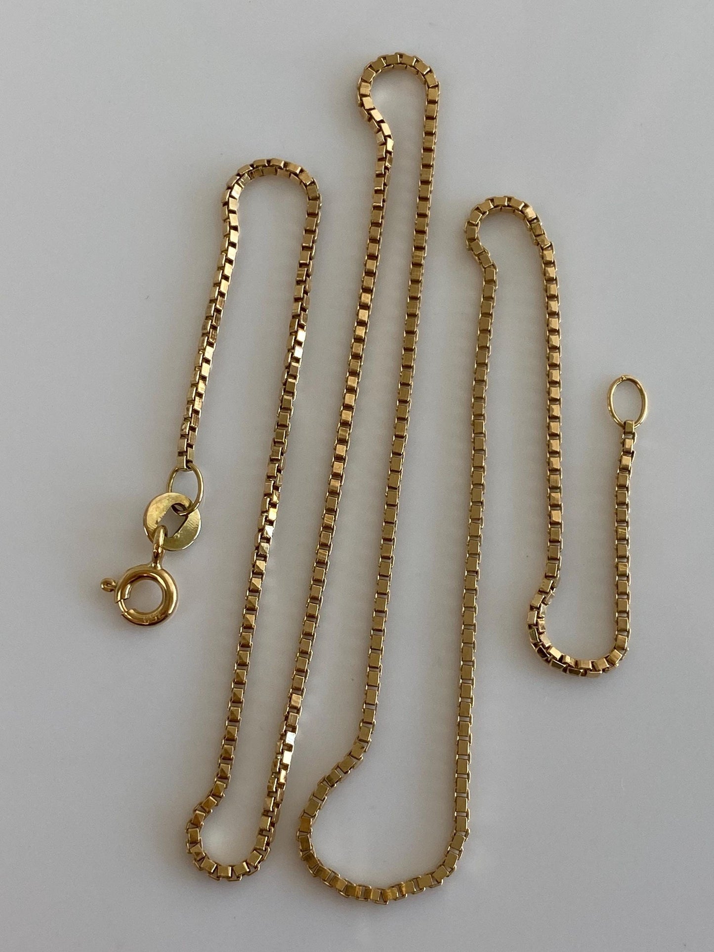 Vintage Solid 18k Yellow Gold Box Chain Necklace - 15.75 inches