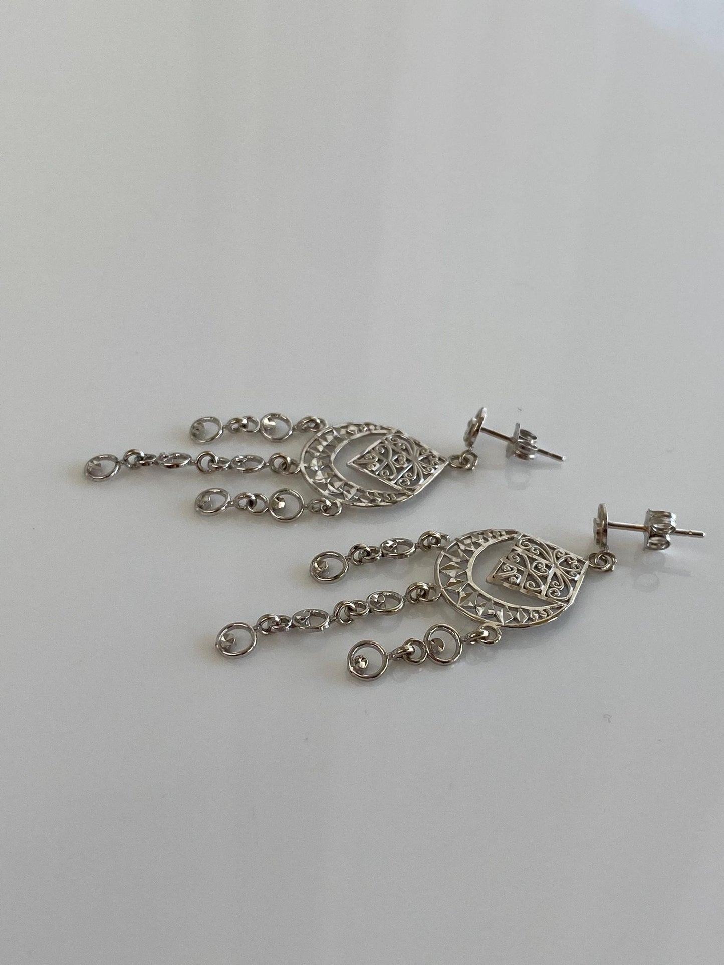 Vintage Solid 14k White Gold Diamond Cut Chandelier Dangle Stud Earrings