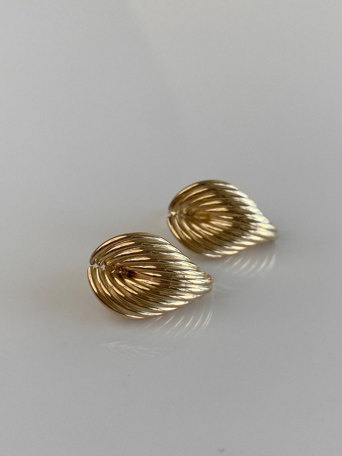 Vintage 14k Yellow Gold Layered Drop Earrings