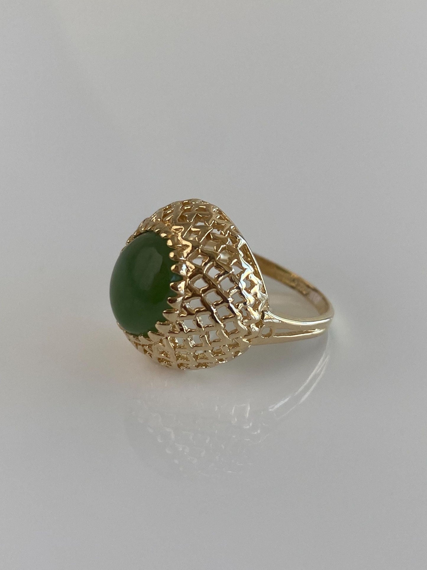Vintage Solid 14k Yellow Gold Nephrite Basket Weave Ring - Size 6.75