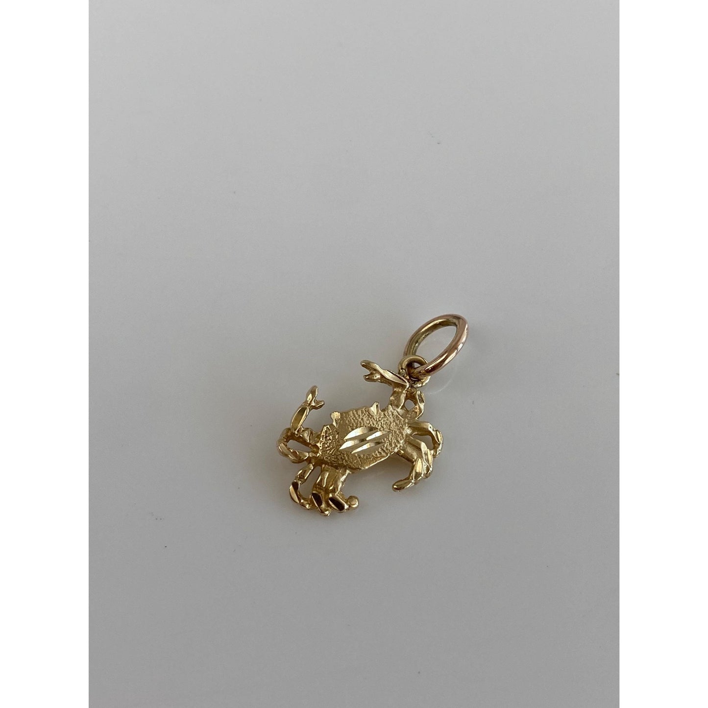 Vintage Solid 14k Yellow Gold Diamond Cut Crab Charm