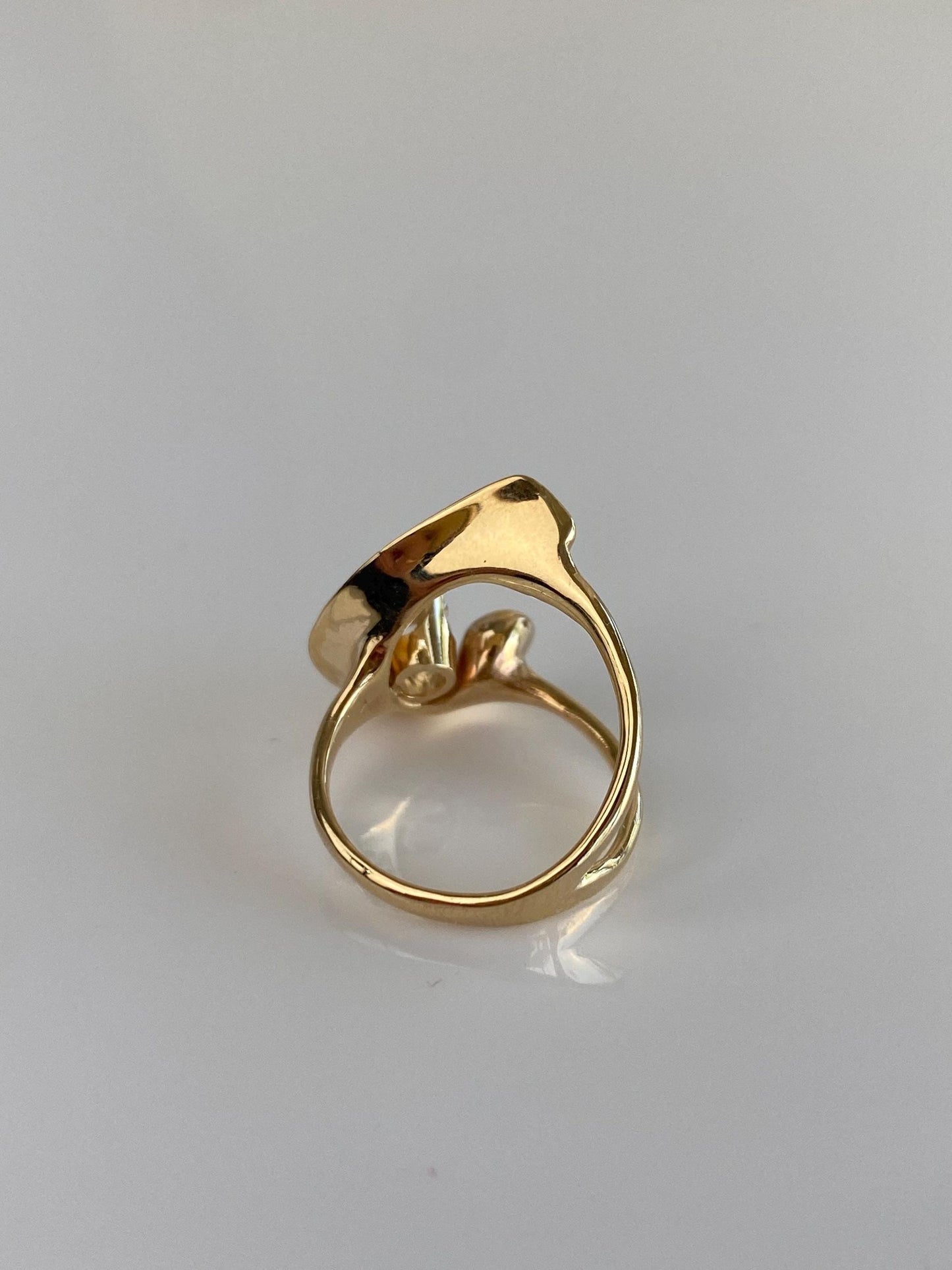 Vintage Solid 14k Yellow Gold Cubic Zirconia Swirl Ring - Size 3.75