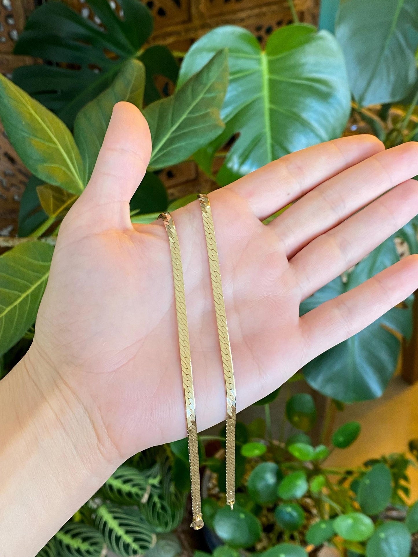 Vintage Solid 14k Yellow Gold Chunky Herringbone Chain Necklace - 17.75 inches