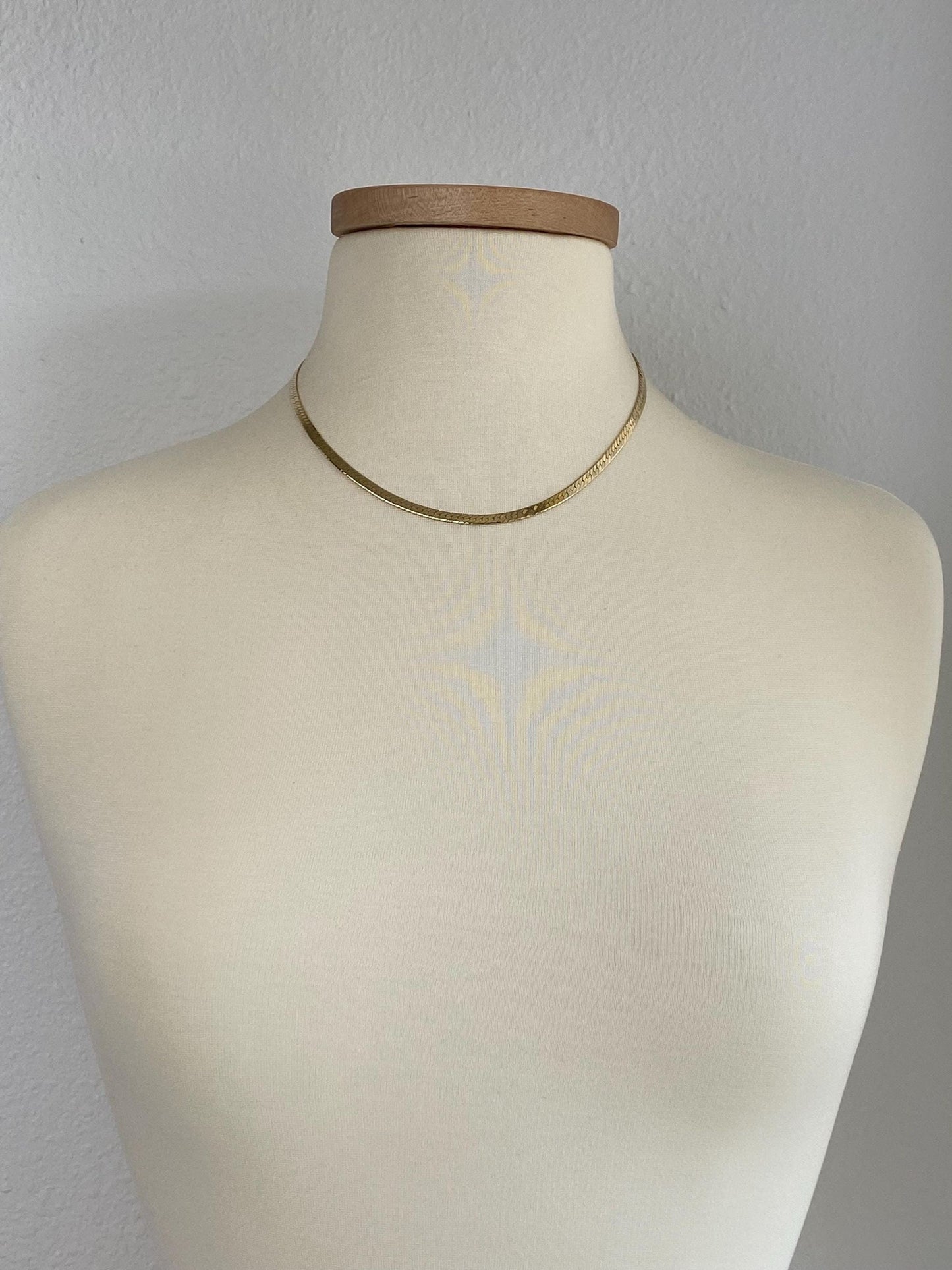 Vintage Solid 14k Yellow Gold Chunky Herringbone Chain Necklace - 17.75 inches