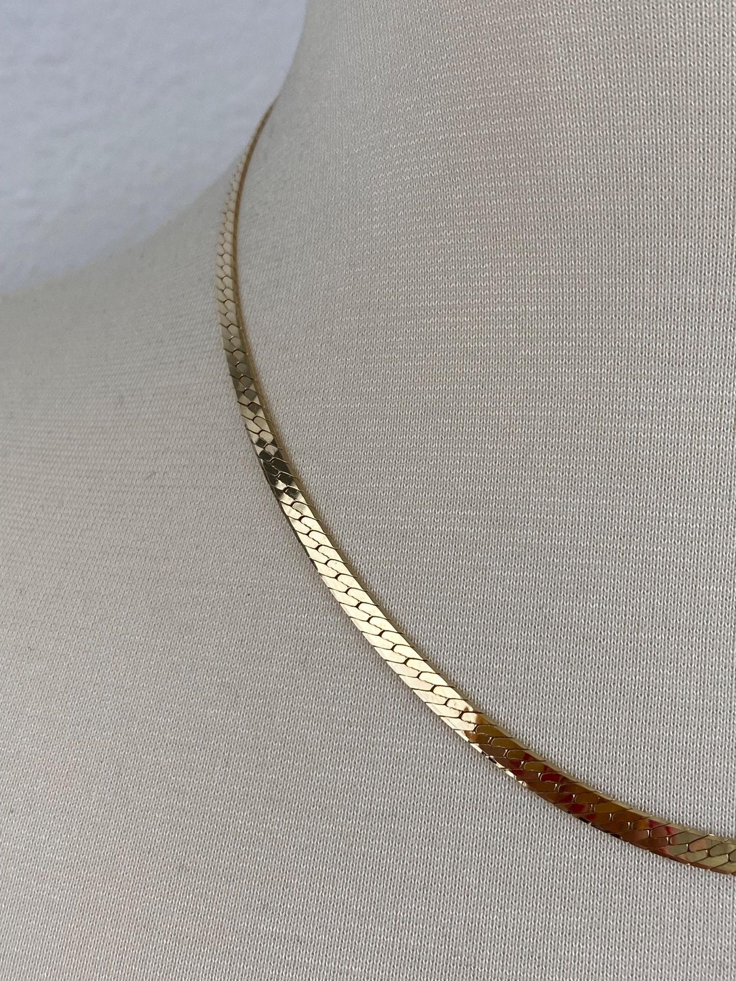 Vintage Solid 14k Yellow Gold Chunky Herringbone Chain Necklace - 17.75 inches