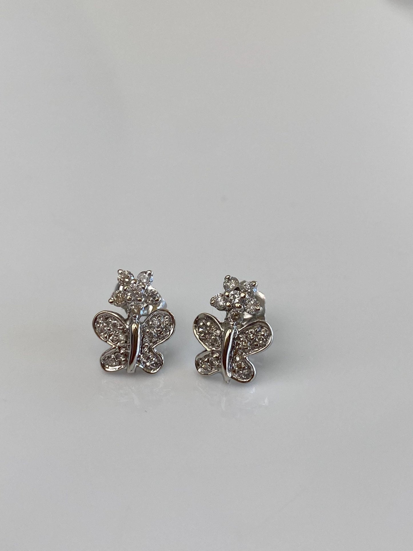 Vintage Solid 14k White Gold Diamond Butterfly Flower Stud Earrings