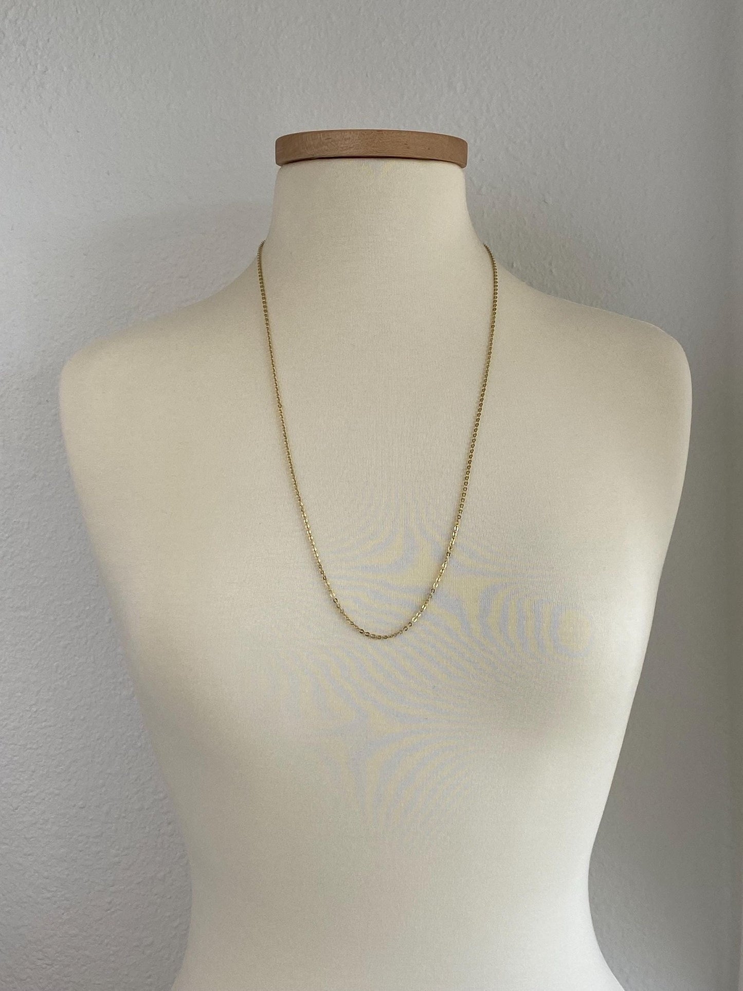 Vintage Solid 14k Yellow Gold Unoaerre Long Cable Chain Necklace - 28.75 inches