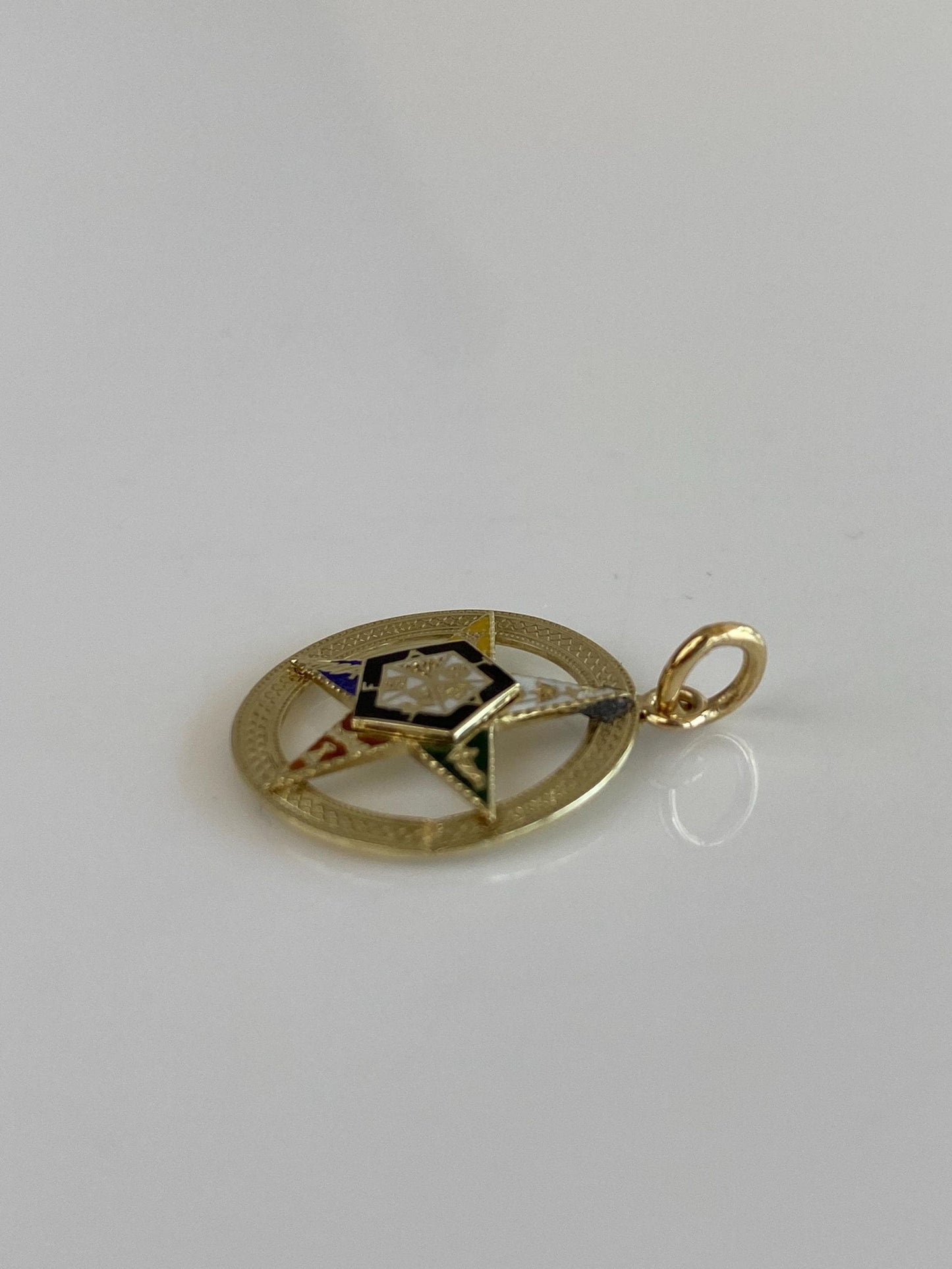 Vintage Solid 14k Yellow Gold Enamel Freemason Eastern Star Charm