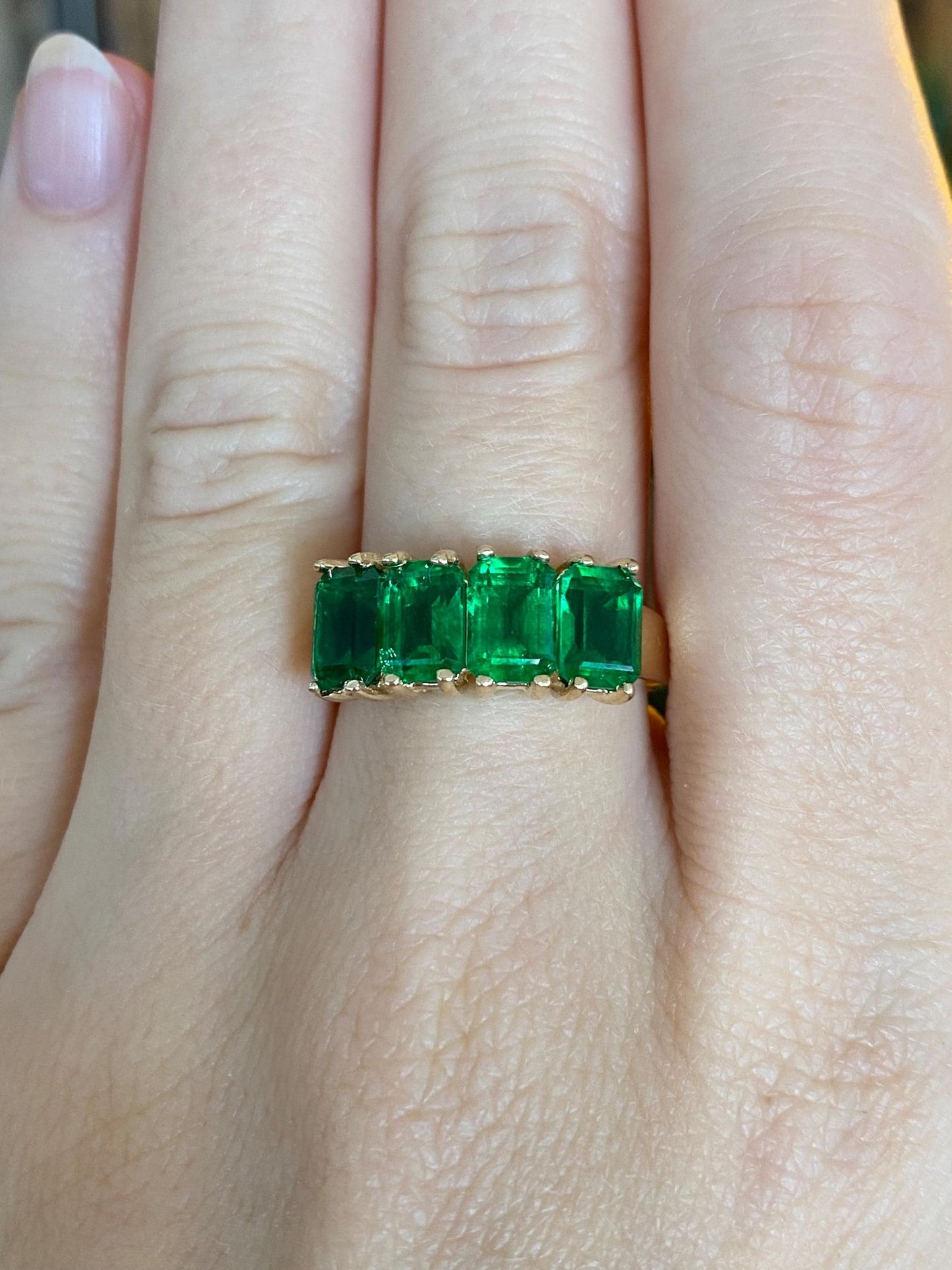 Vintage Solid 10k Yellow Gold Emerald Row Ring - Size 7.5