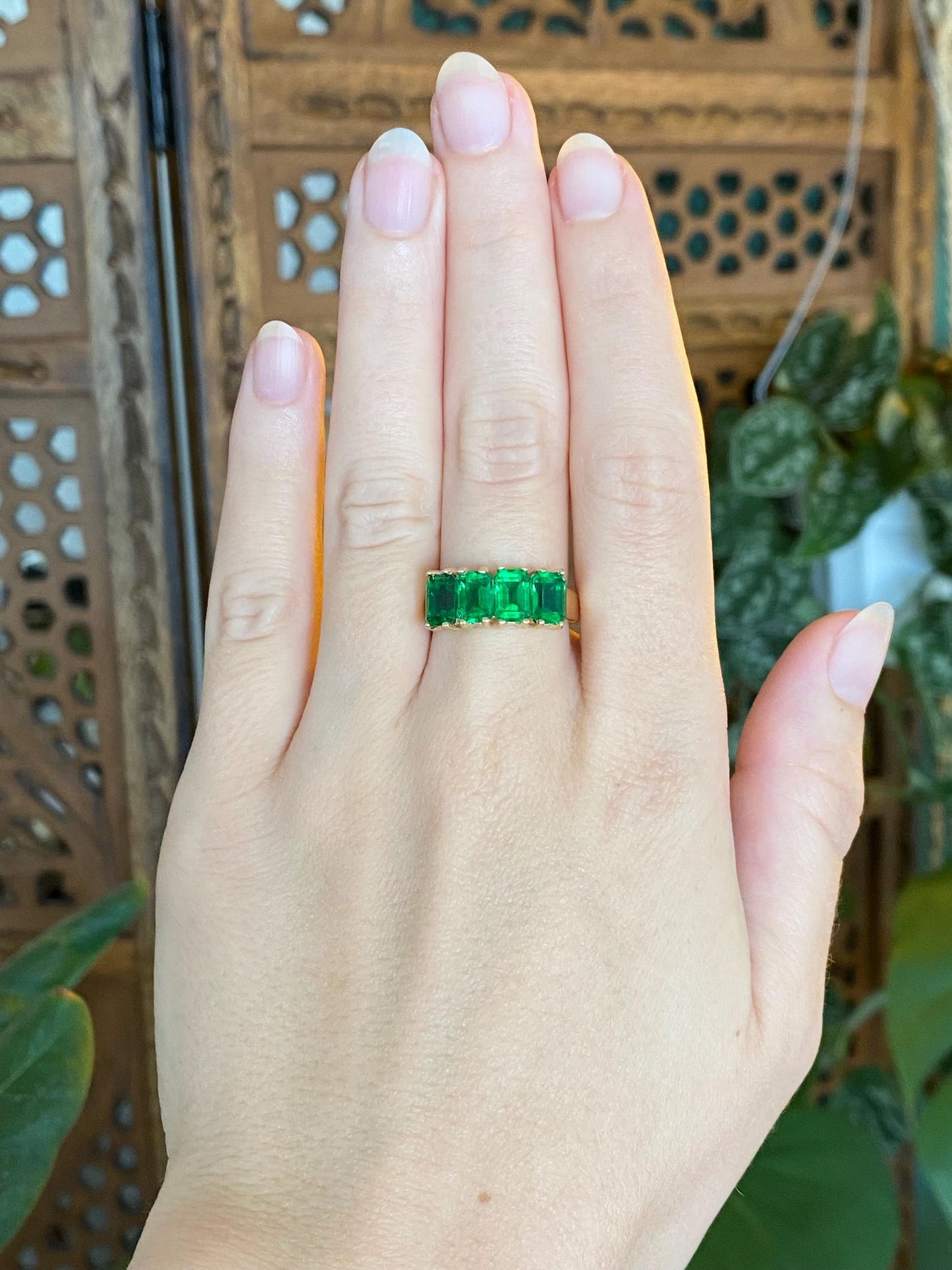 Vintage Solid 10k Yellow Gold Emerald Row Ring - Size 7.5