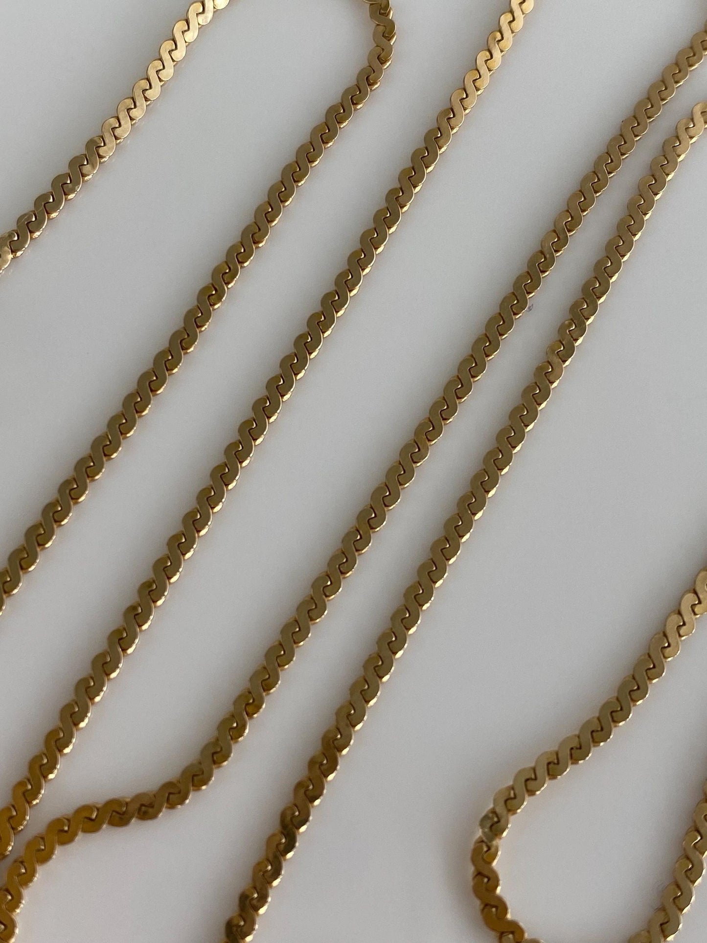 Vintage Solid 14k Yellow Gold Serpentine Chain Necklace - 17.75 inches