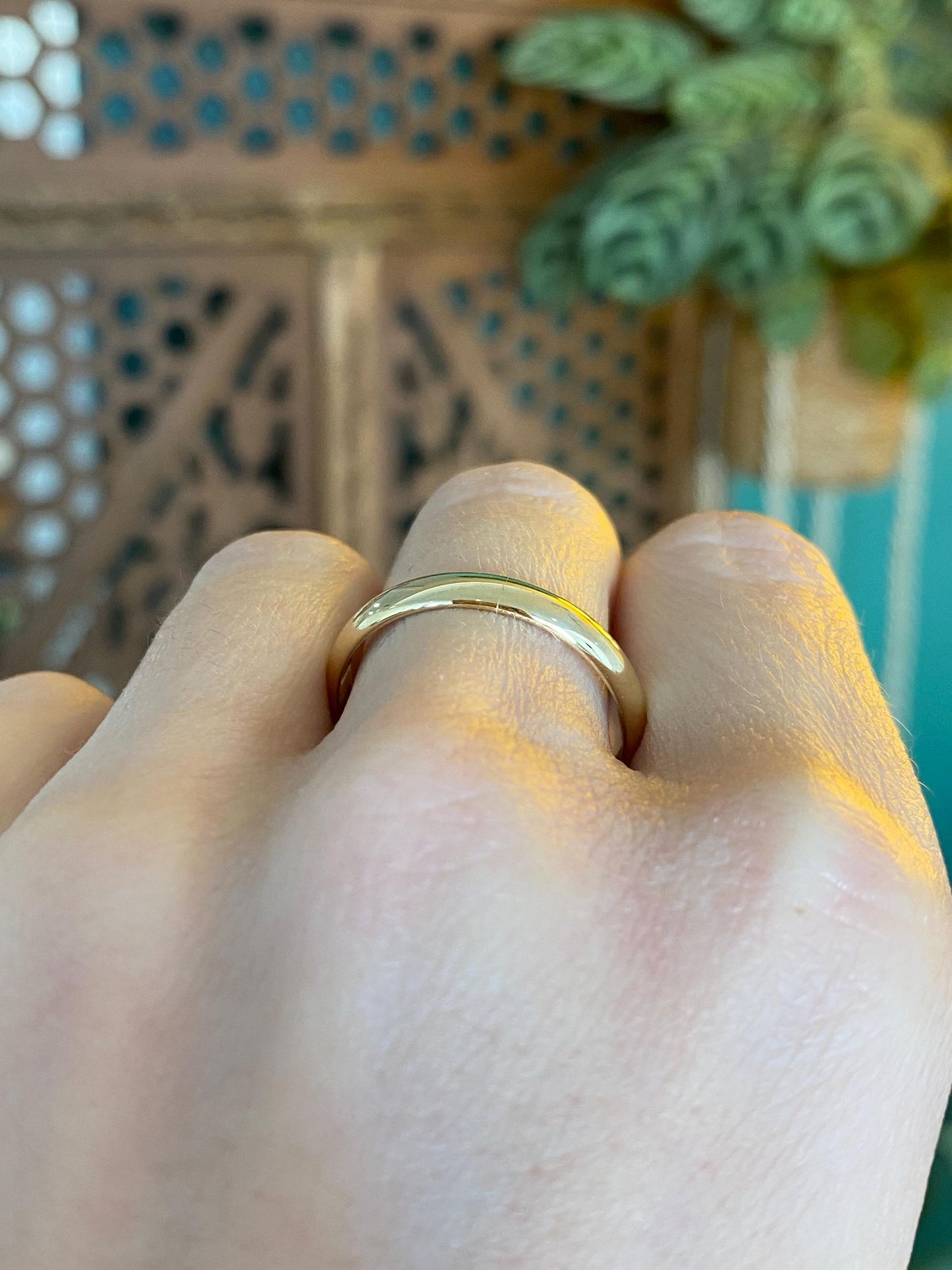 Vintage Solid 14k Yellow Gold Ring Band - Size 11
