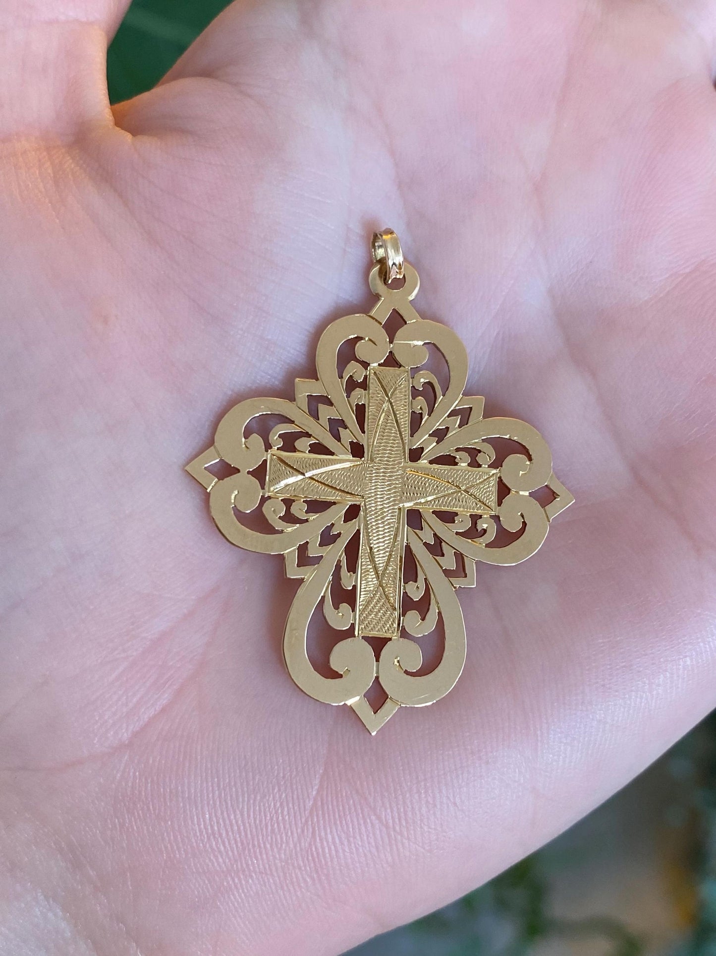 Vintage Solid 18k Yellow Gold Open Work Cross Charm