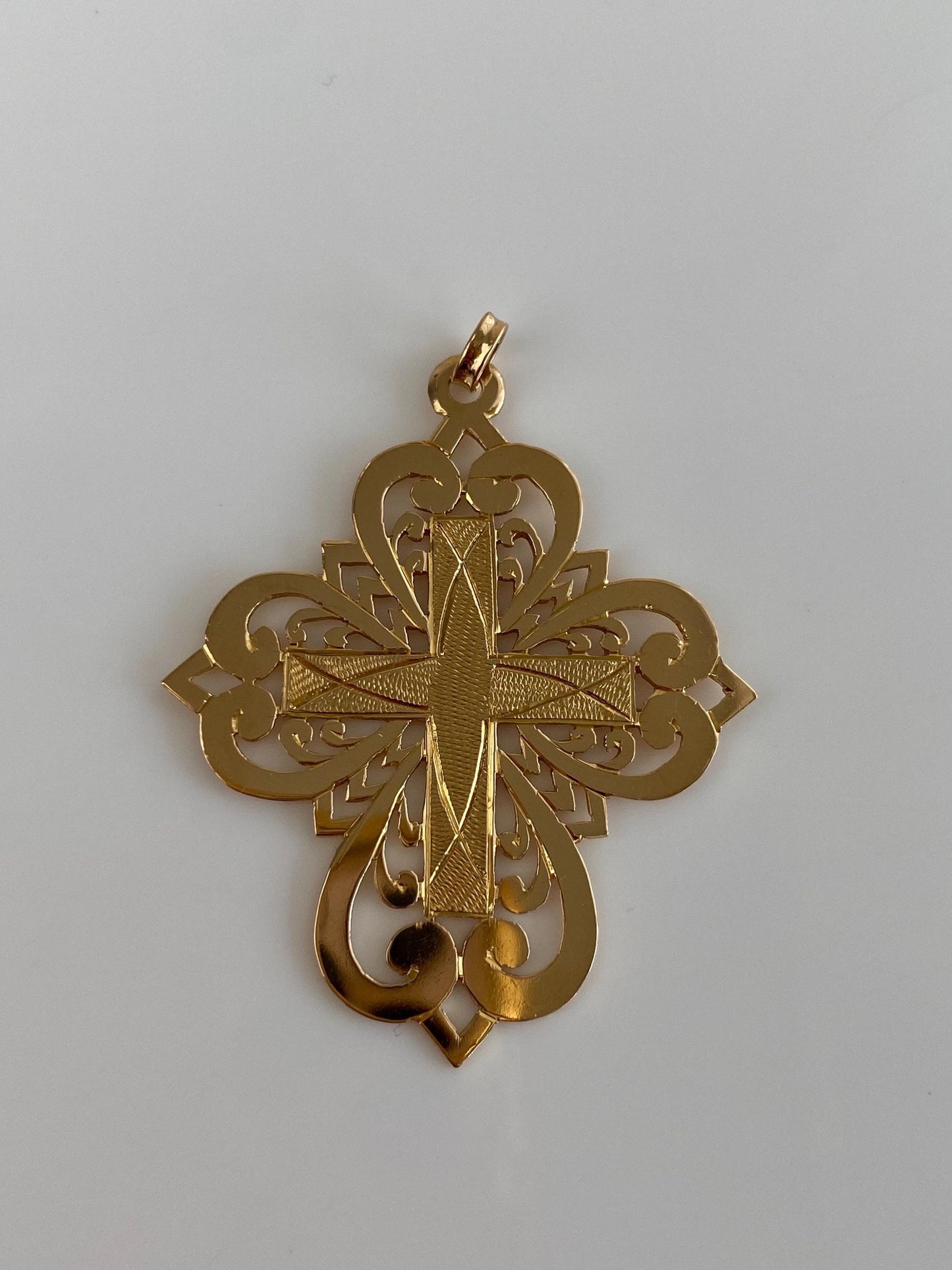 Vintage Solid 18k Yellow Gold Open Work Cross Charm
