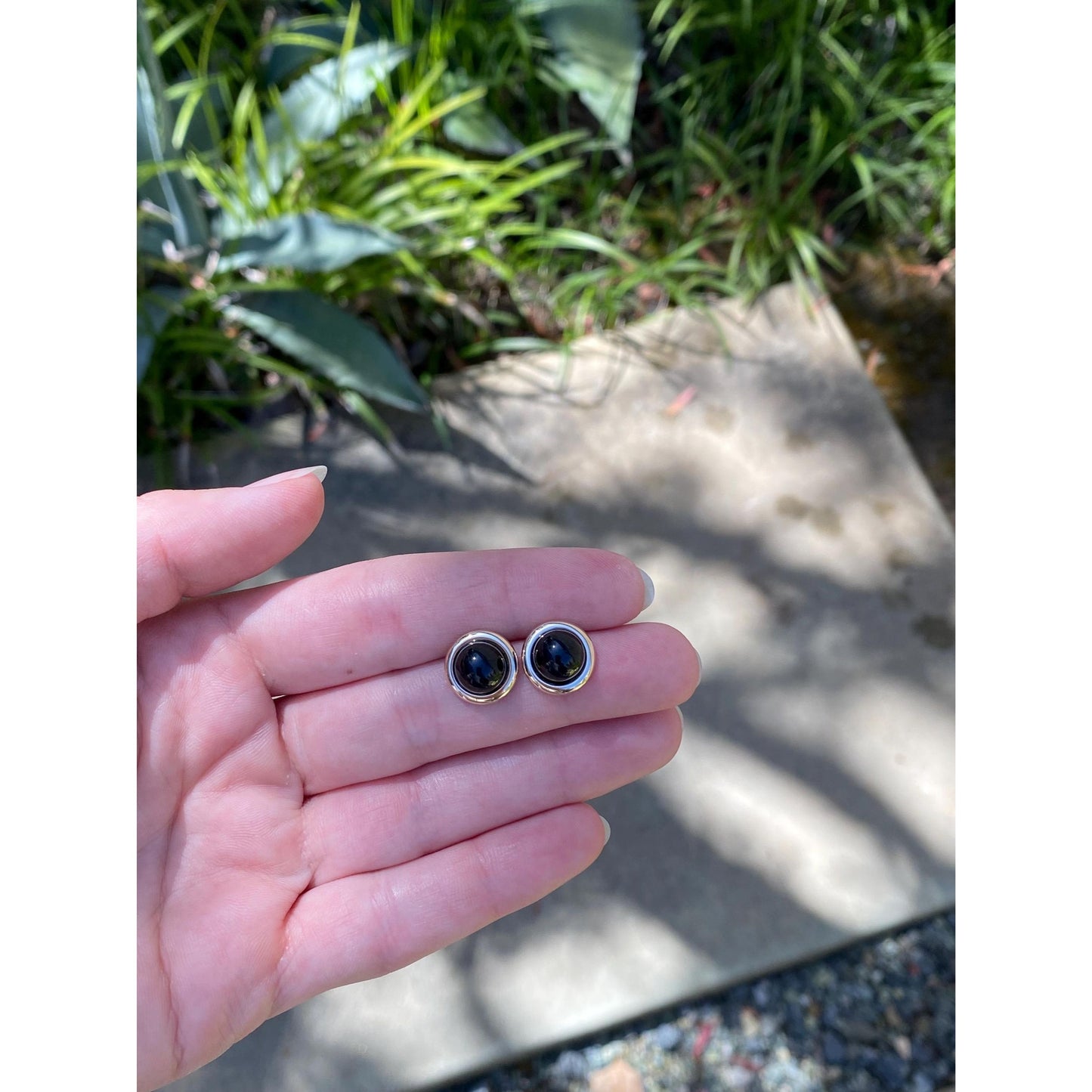 Vintage 14k Yellow Gold Onyx Ball Stud Earrings